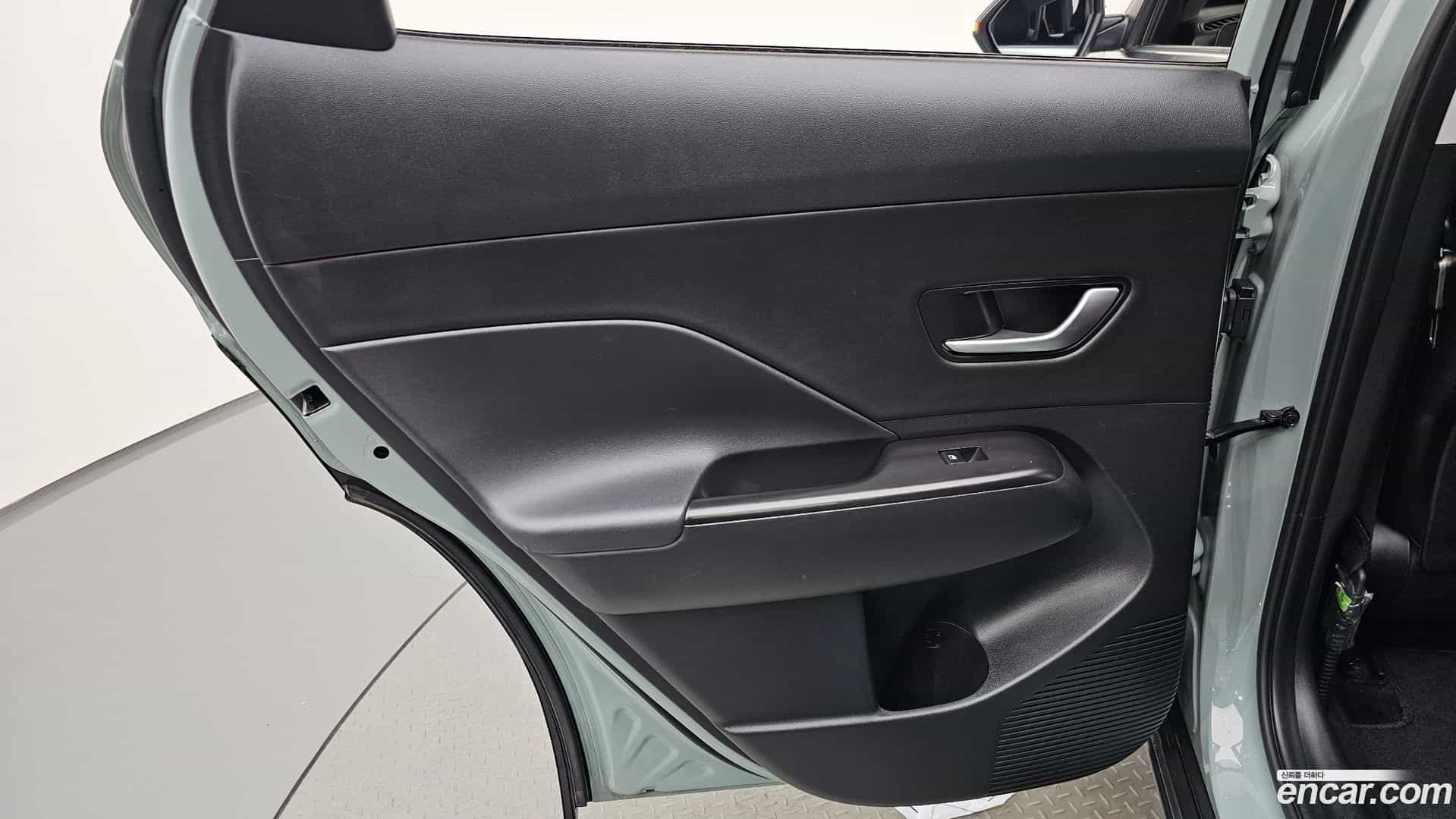 Kona Hyundai 2023.5-INNER-035