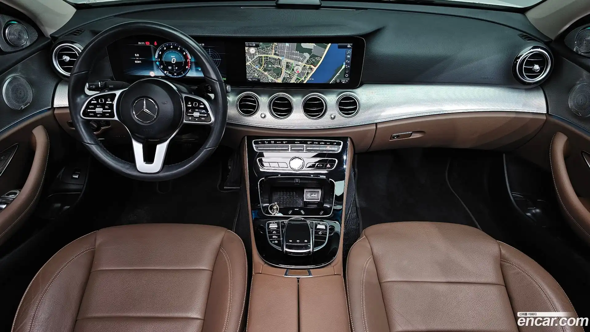 E-Class Mercedes-Benz 2019.6-INNER-007