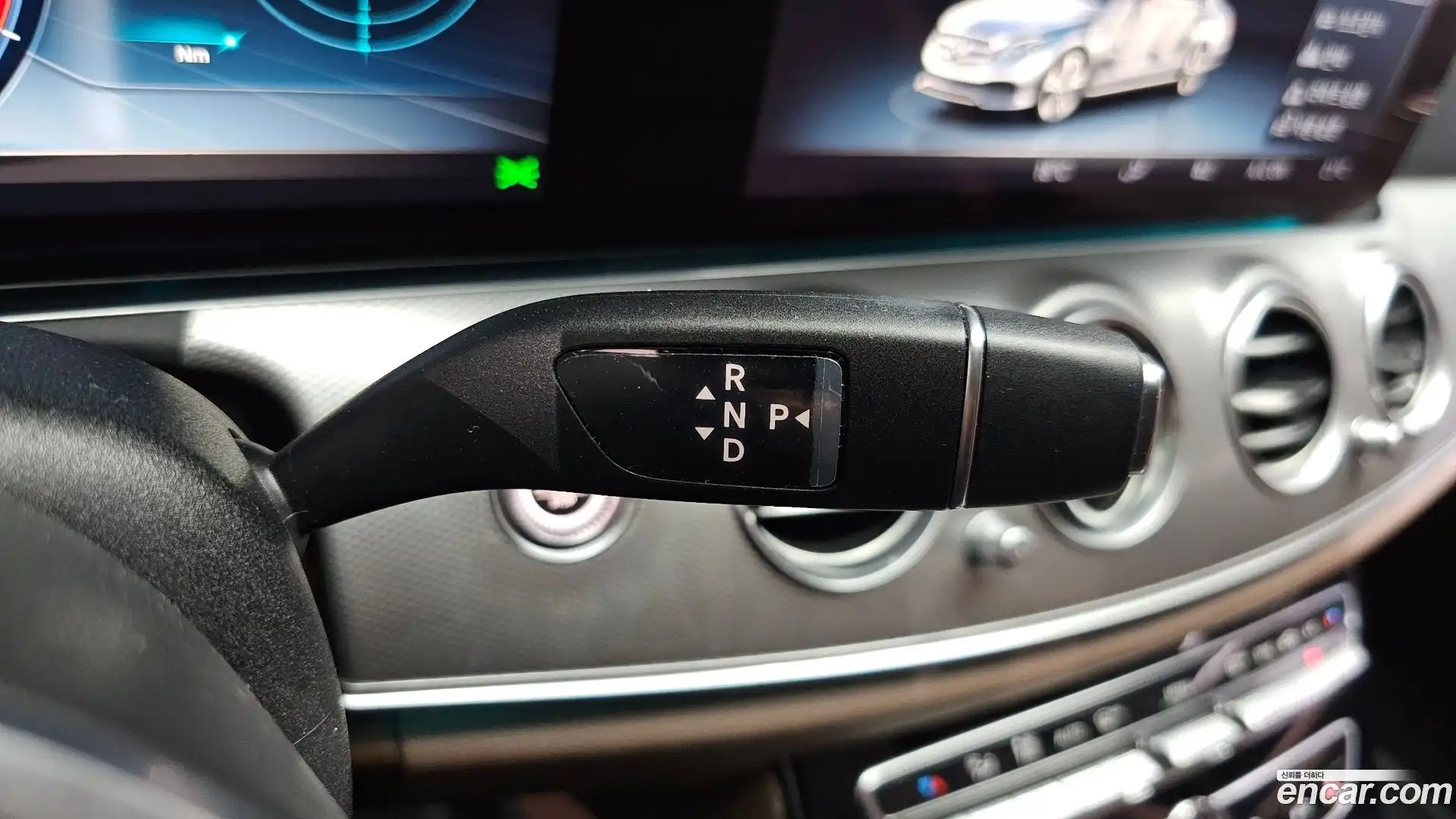 E-Class Mercedes-Benz 2019.6-INNER-009
