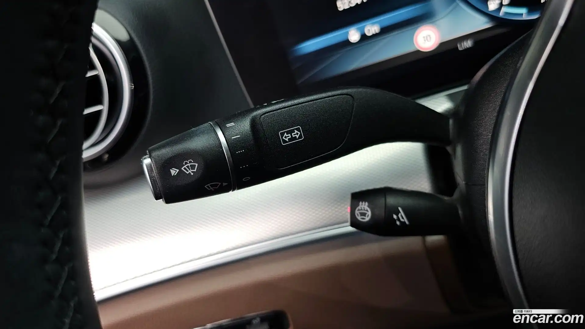 E-Class Mercedes-Benz 2019.6-OPTION-024