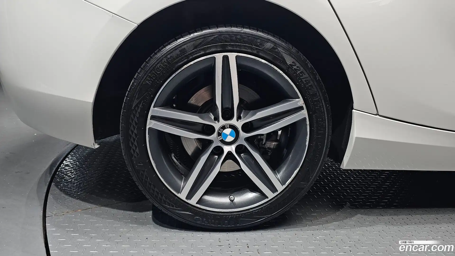 1-Series BMW 2017.8-OUTER-005