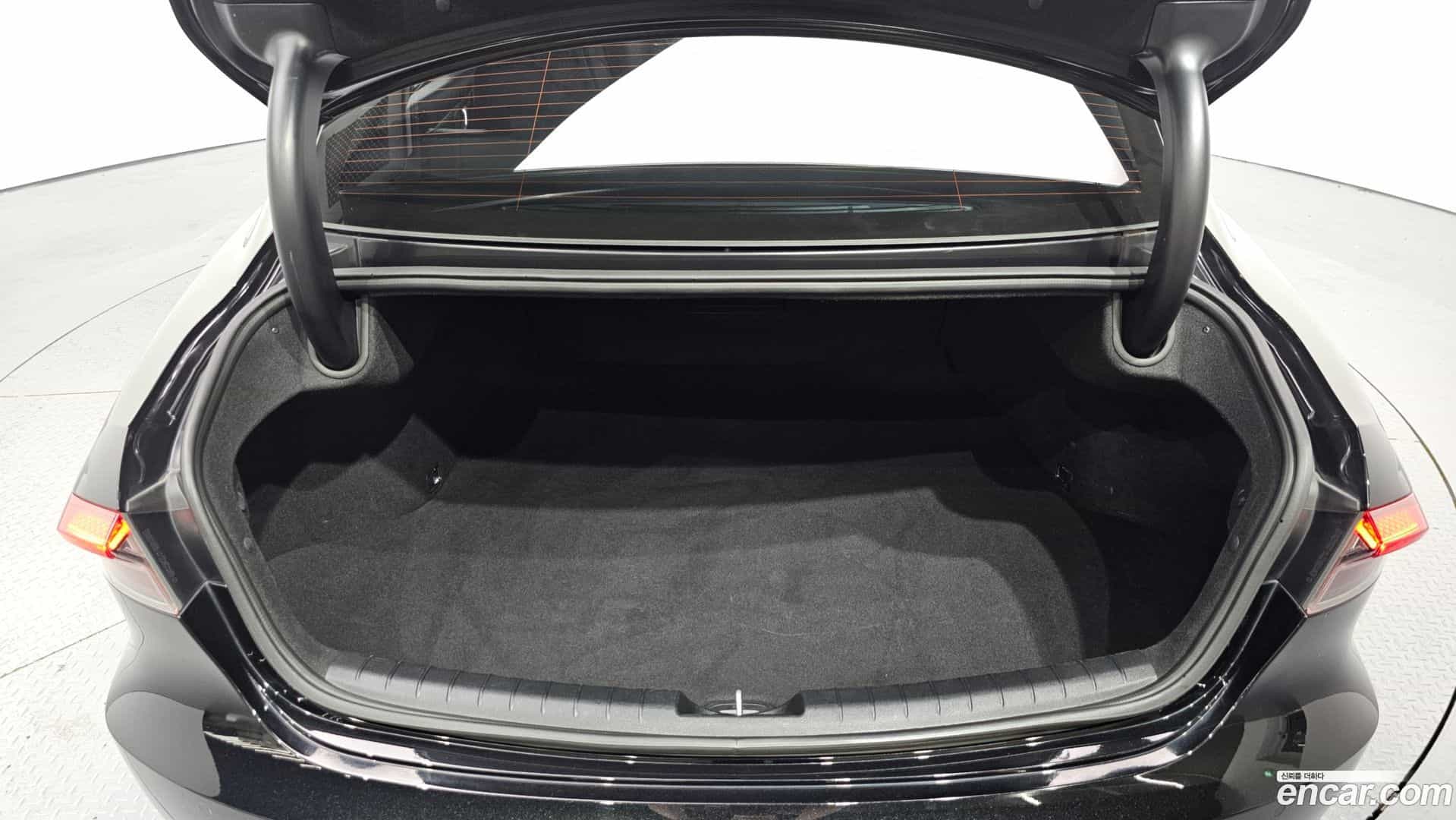 Grandeur Hyundai 2021.3-OPTION-020