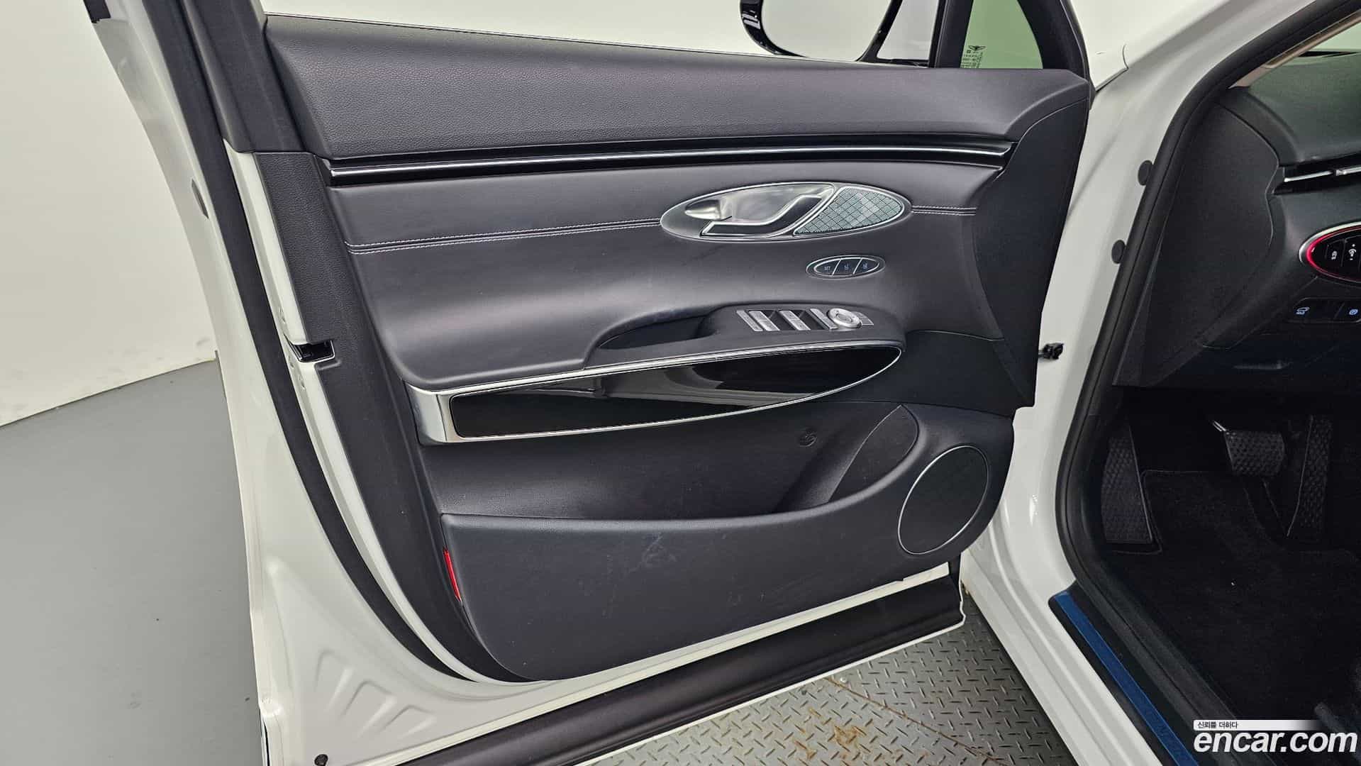 GV70 Genesis 2022.4-INNER-034