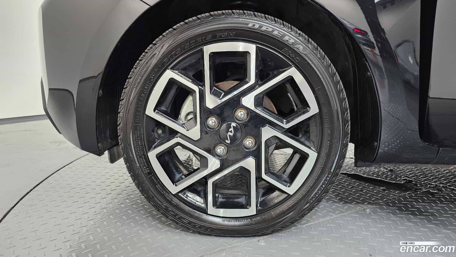 RAY Kia 2023.4-OUTER-005