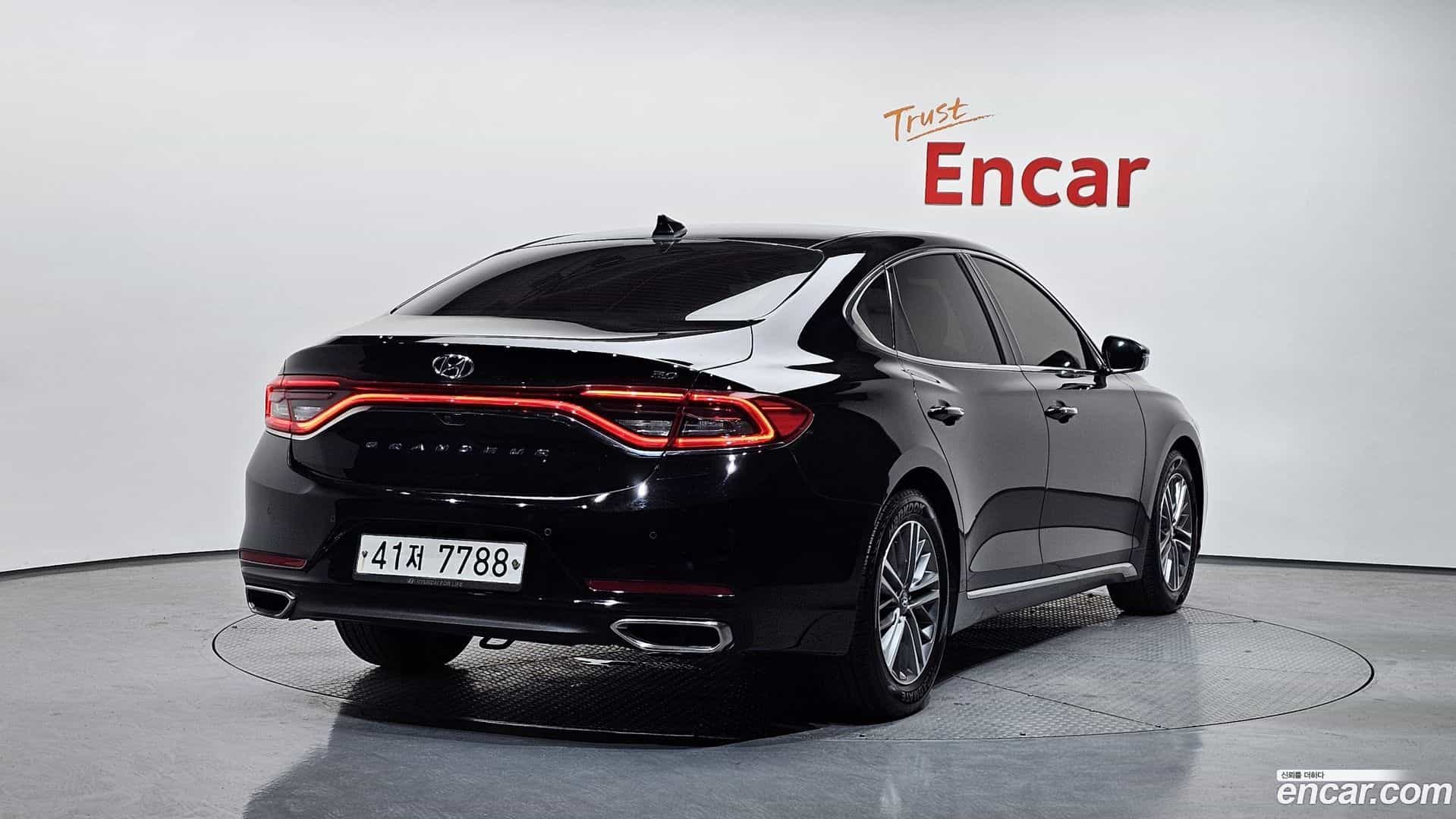Grandeur Hyundai 2017.0-OUTER-002