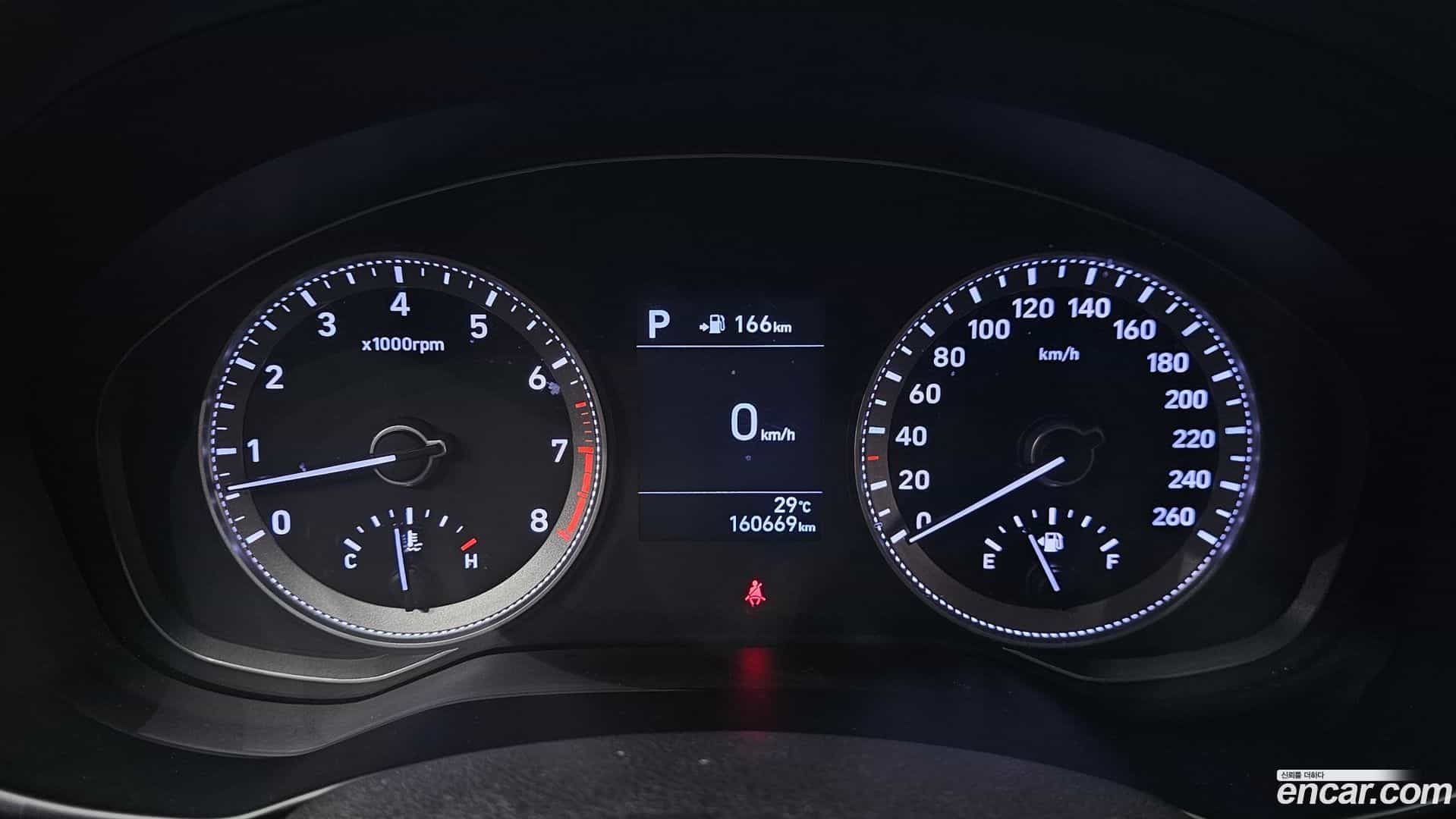 Grandeur Hyundai 2017.0-INNER-008