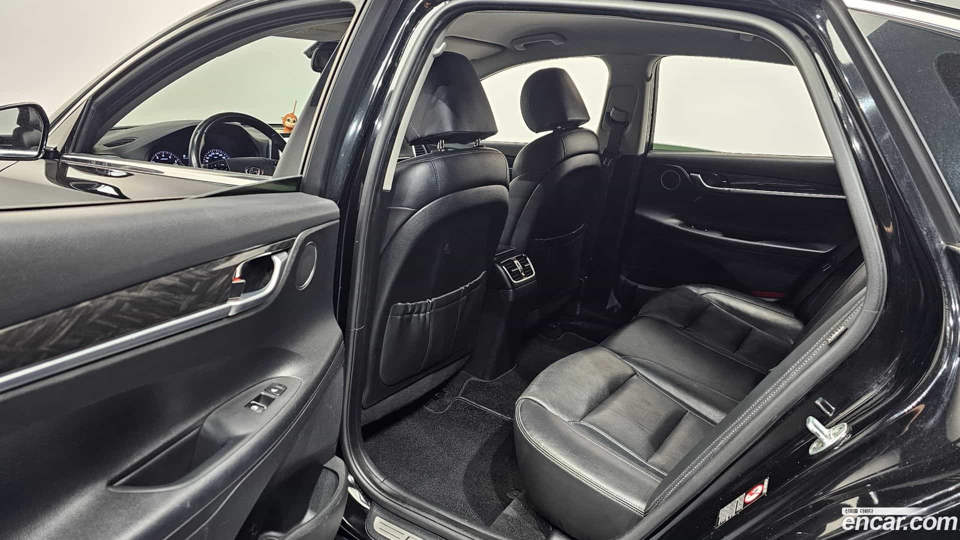 Grandeur Hyundai 2017.0-OPTION-043