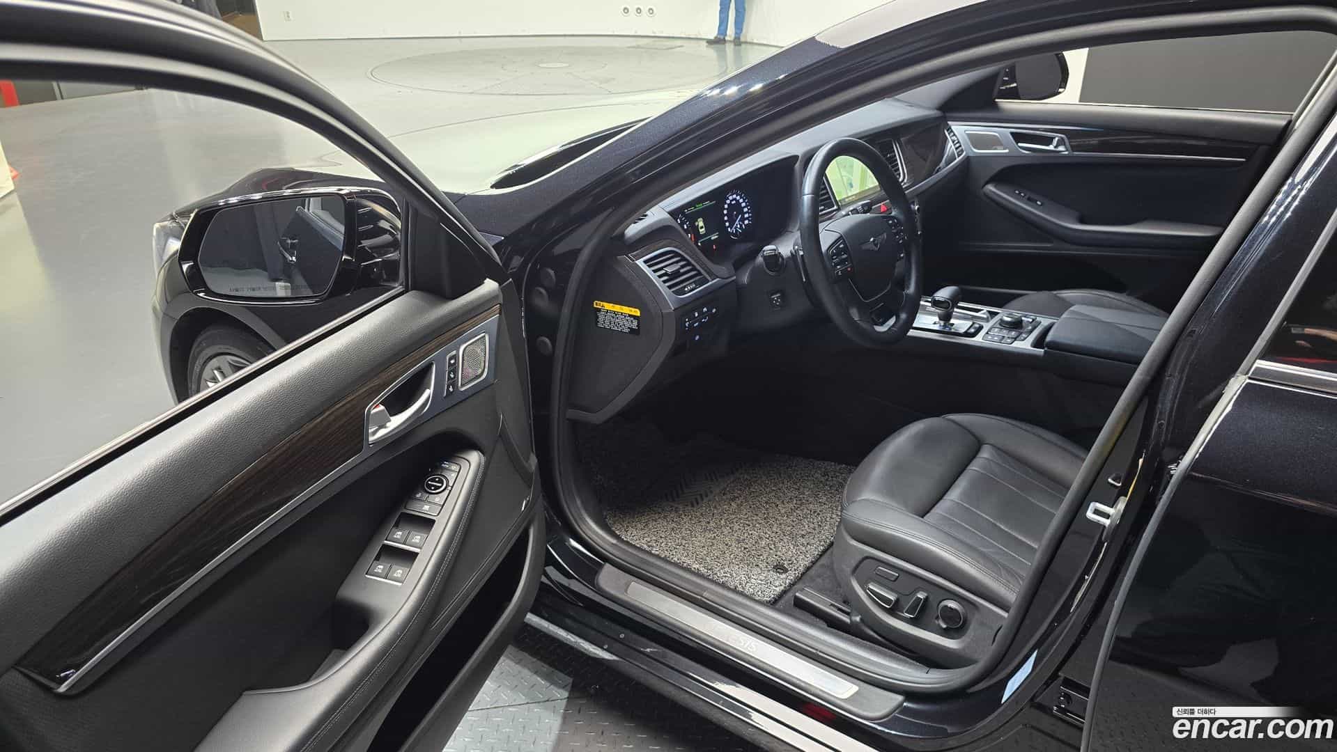 G80 Genesis 2019.9-INNER-010