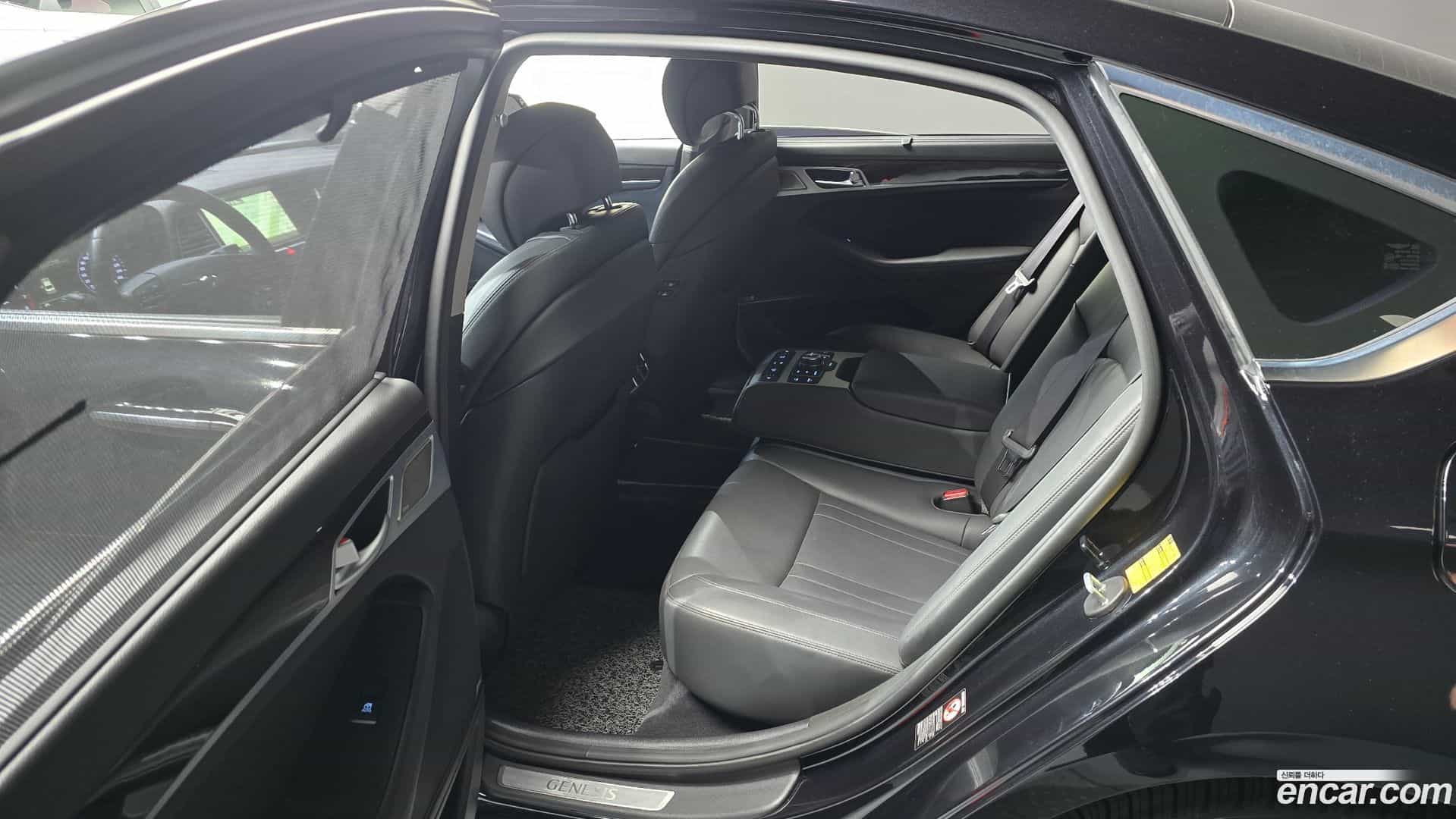 G80 Genesis 2019.9-INNER-036