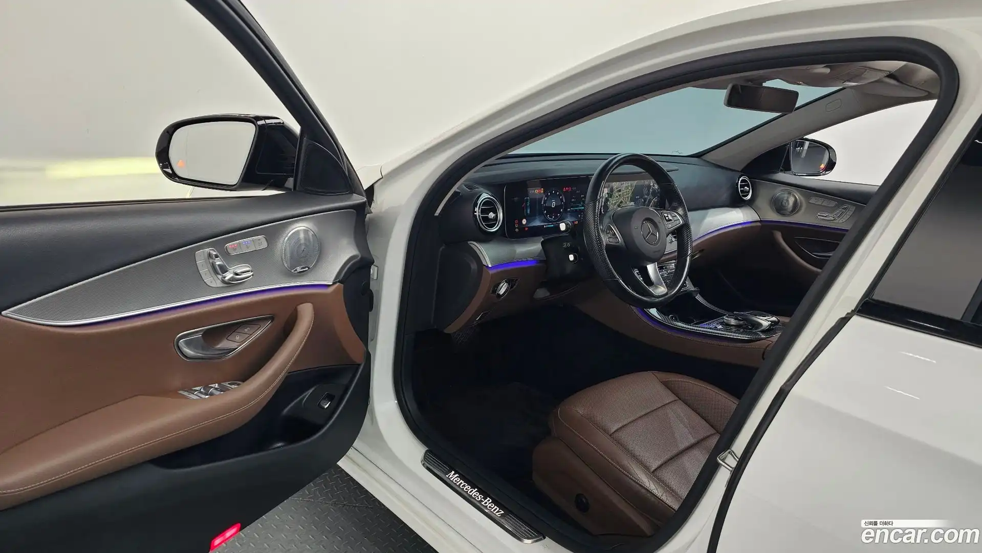 E-Class Mercedes-Benz 2016.7-INNER-010