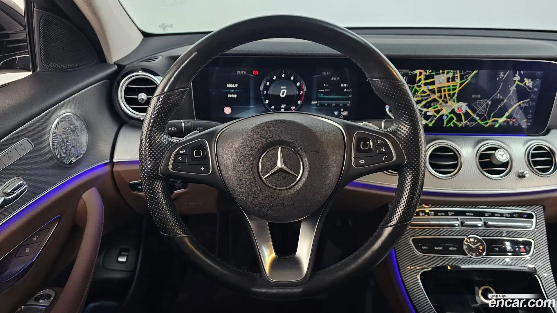 E-Class Mercedes-Benz 2016.7-OPTION-017