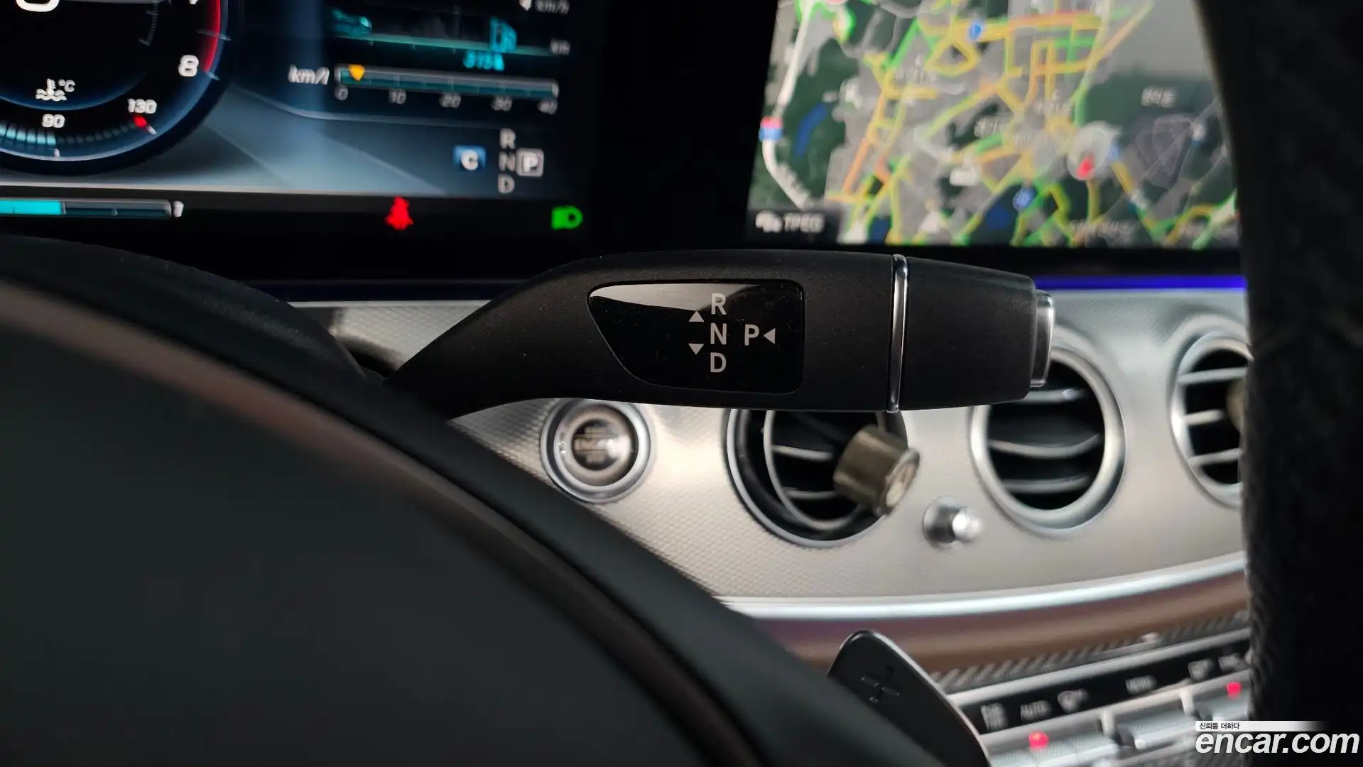 E-Class Mercedes-Benz 2016.7-OPTION-023