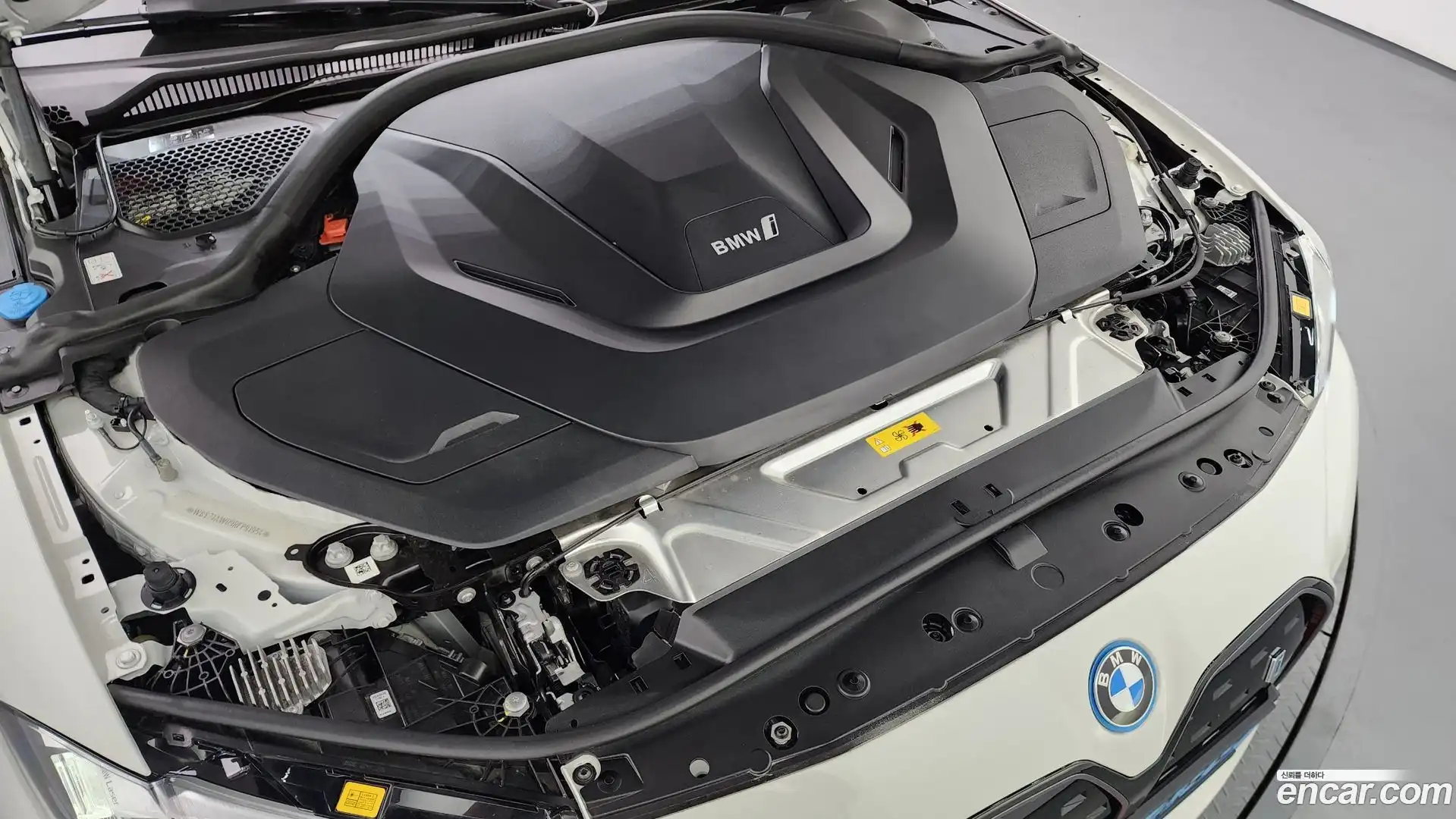 i4 BMW 2023.5-OUTER-006