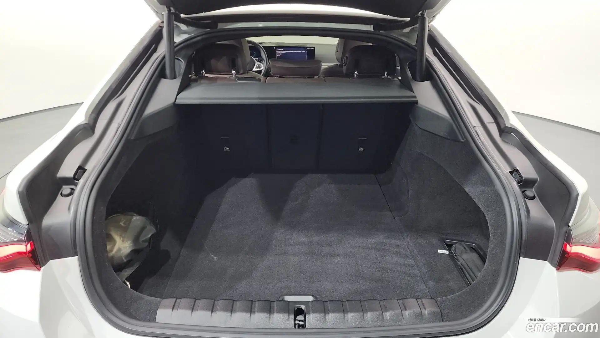 i4 BMW 2023.5-OPTION-021