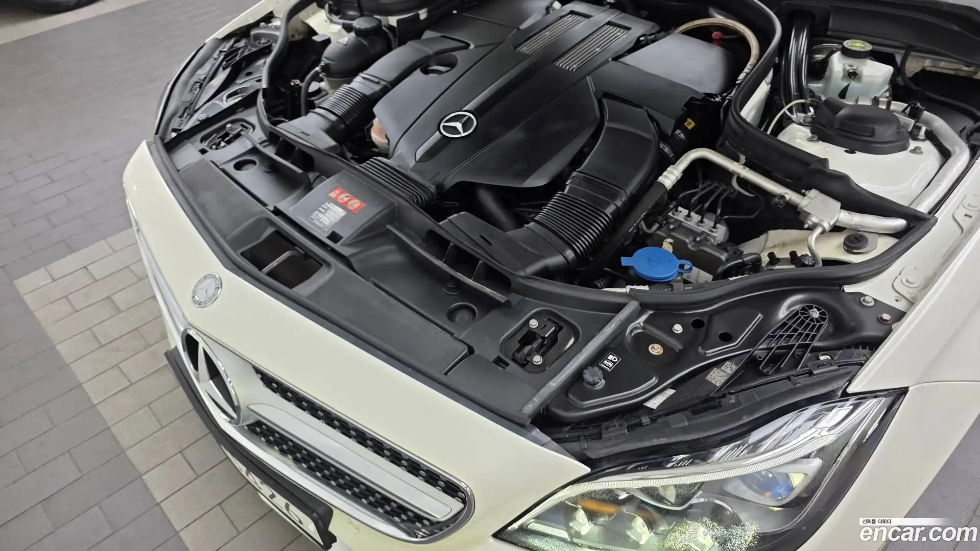 CLS-Class Mercedes-Benz 2016.8-OUTER-006