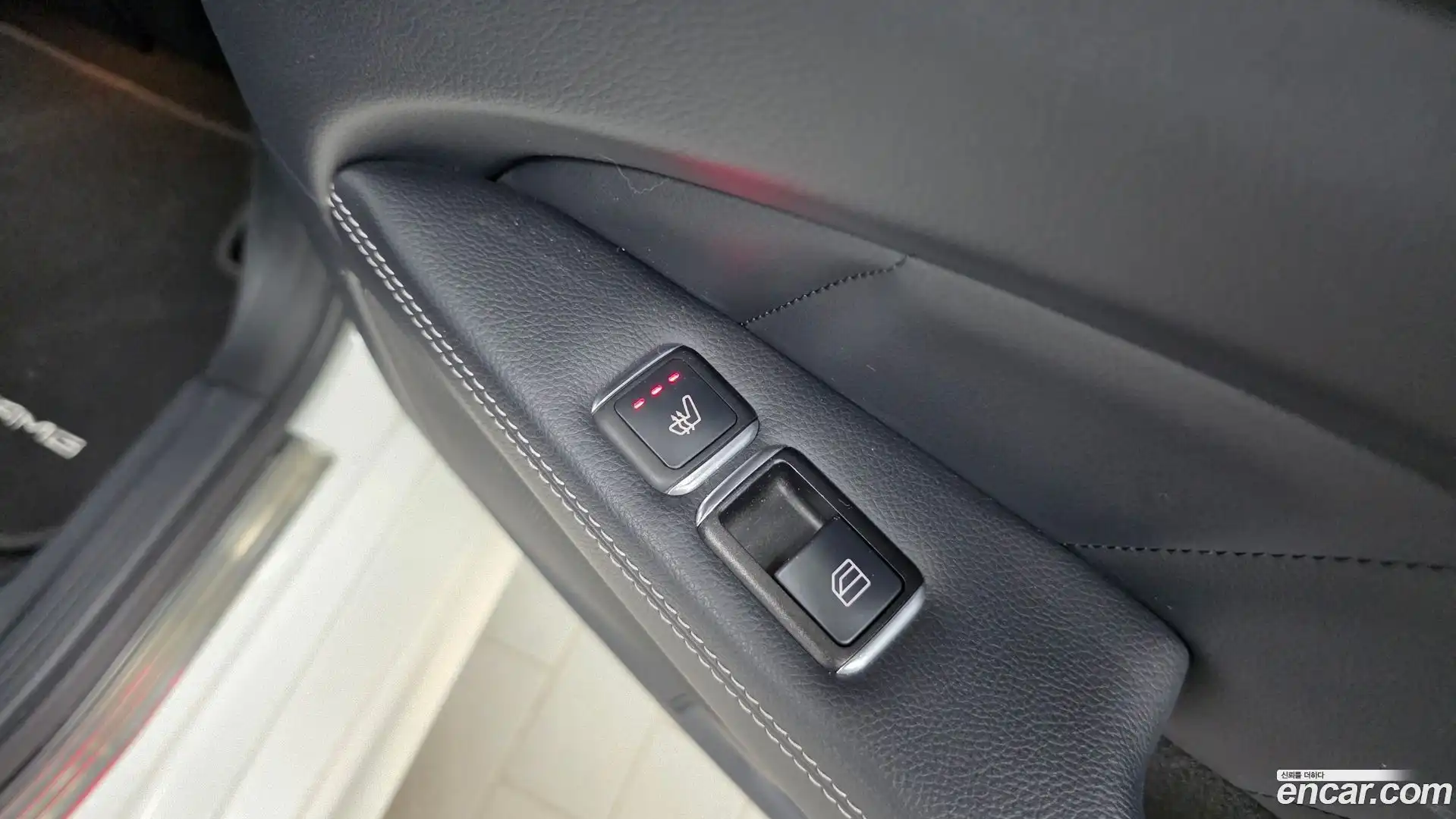 CLS-Class Mercedes-Benz 2016.8-OPTION-022