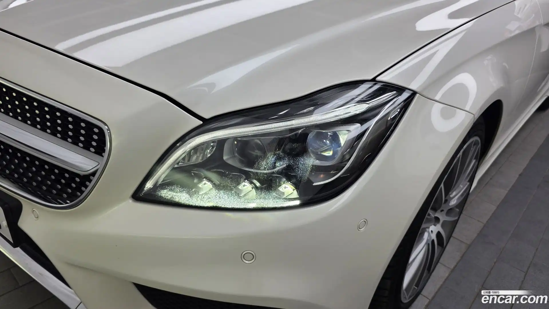 CLS-Class Mercedes-Benz 2016.8-OUTER-032