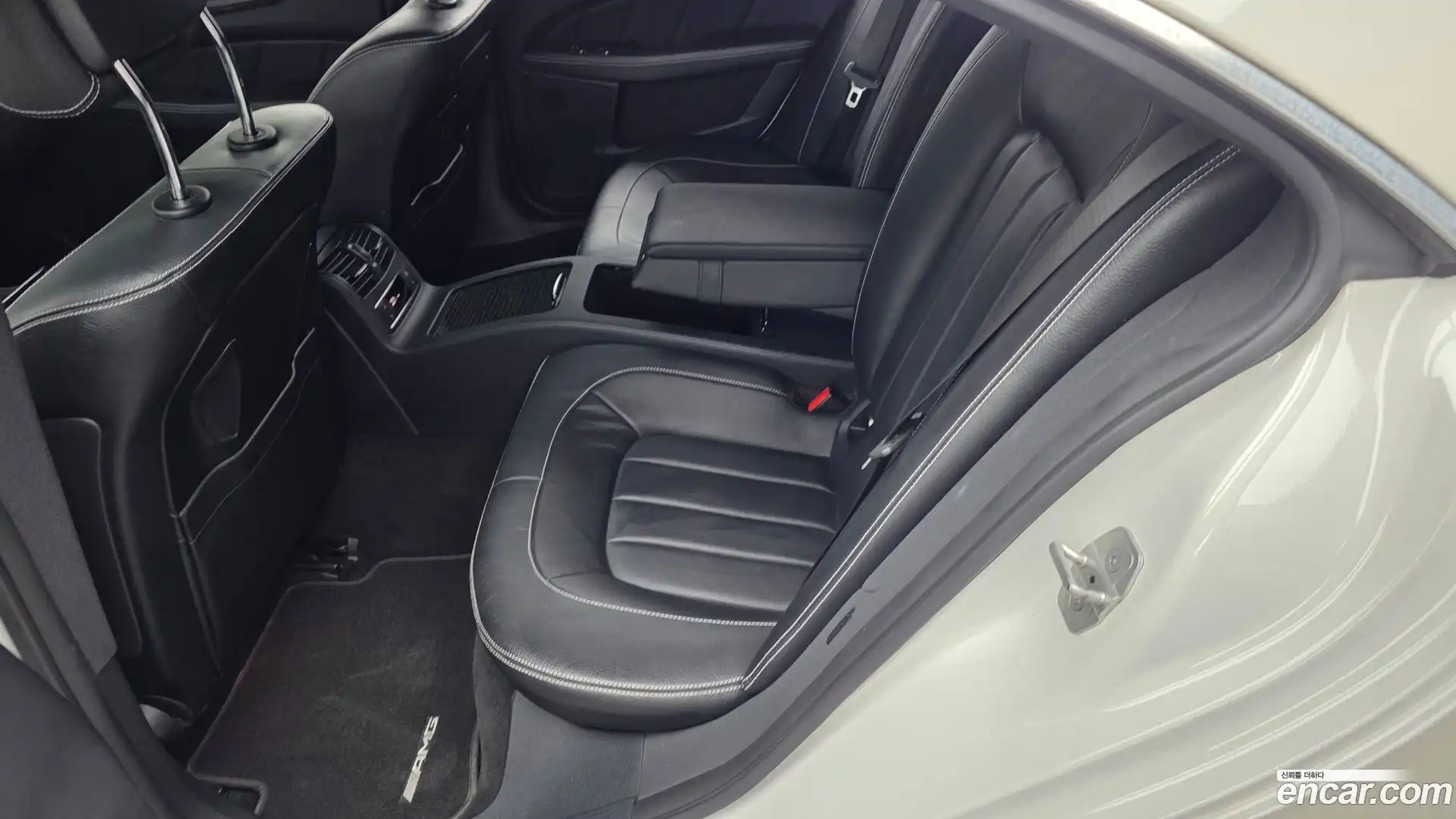 CLS-Class Mercedes-Benz 2016.8-INNER-036