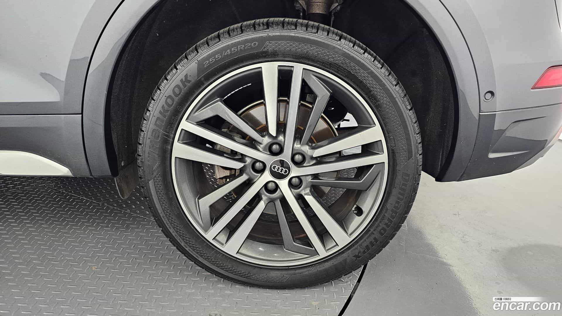 Q5 Audi 2021.7-OUTER-031