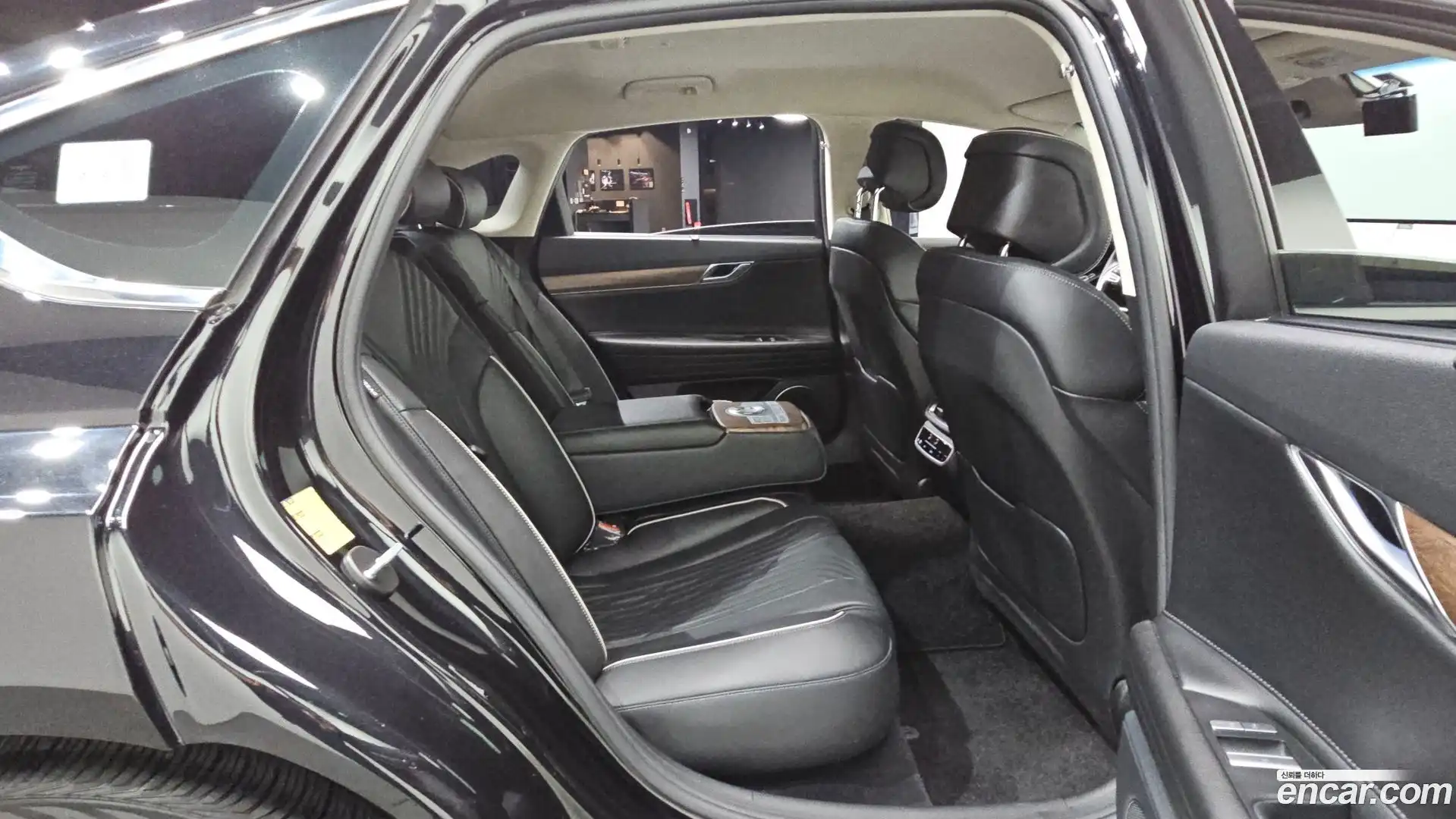 G80 Genesis 2022.6-INNER-036
