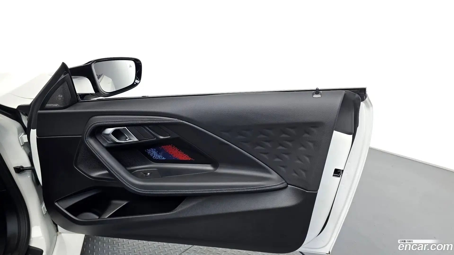 M2 BMW 2025.4-INNER-035