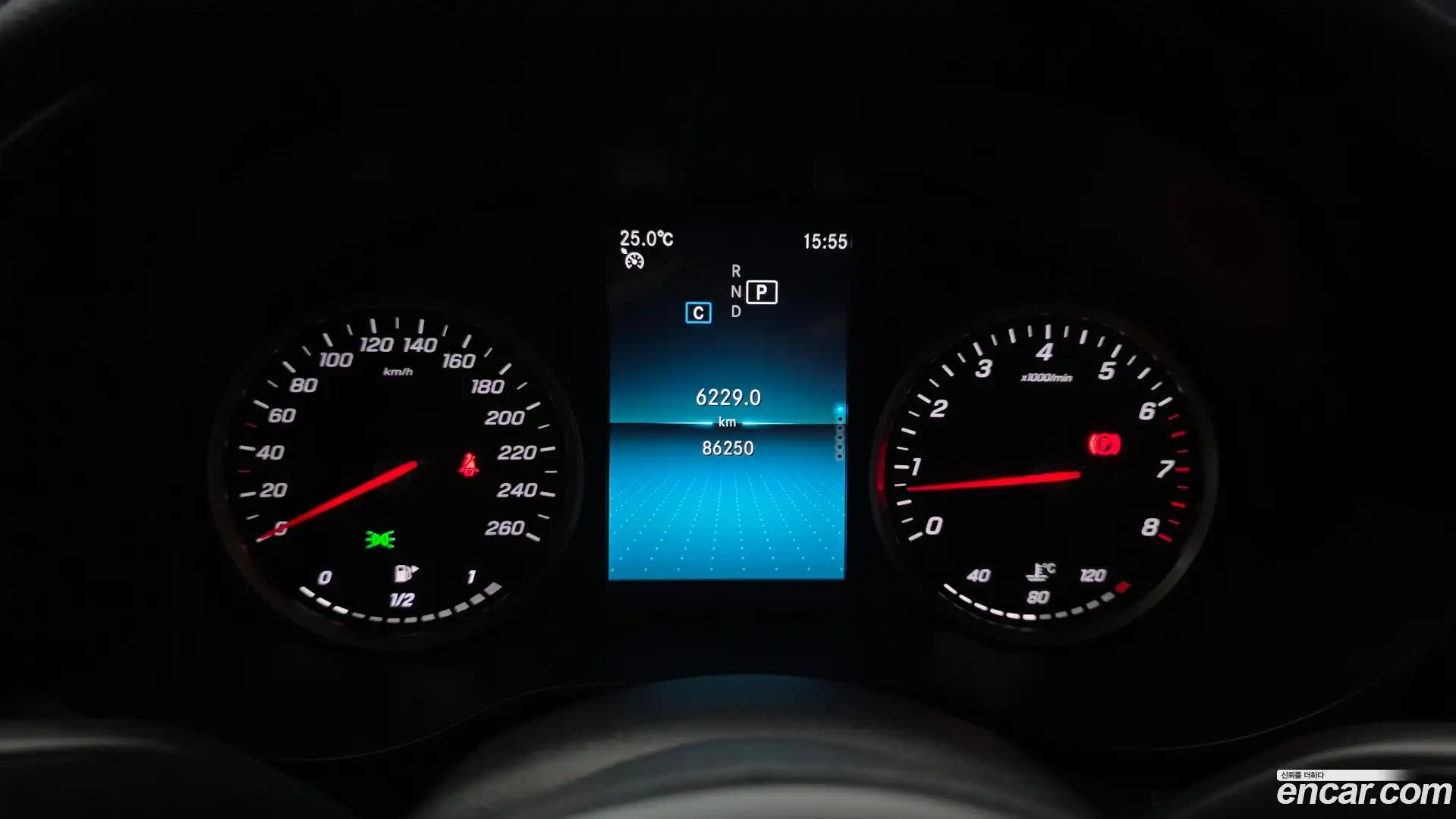 C-Class Mercedes-Benz 2019.11-INNER-008