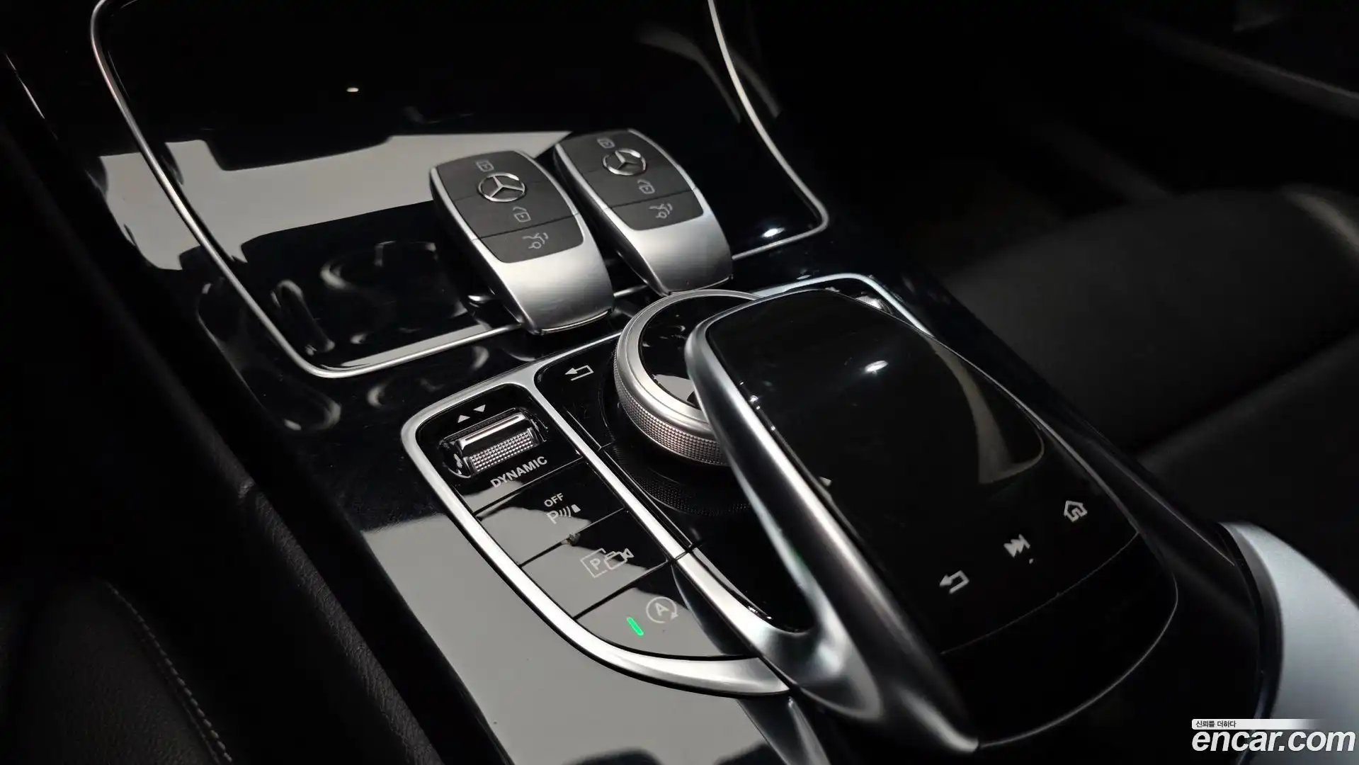 C-Class Mercedes-Benz 2019.11-OPTION-020