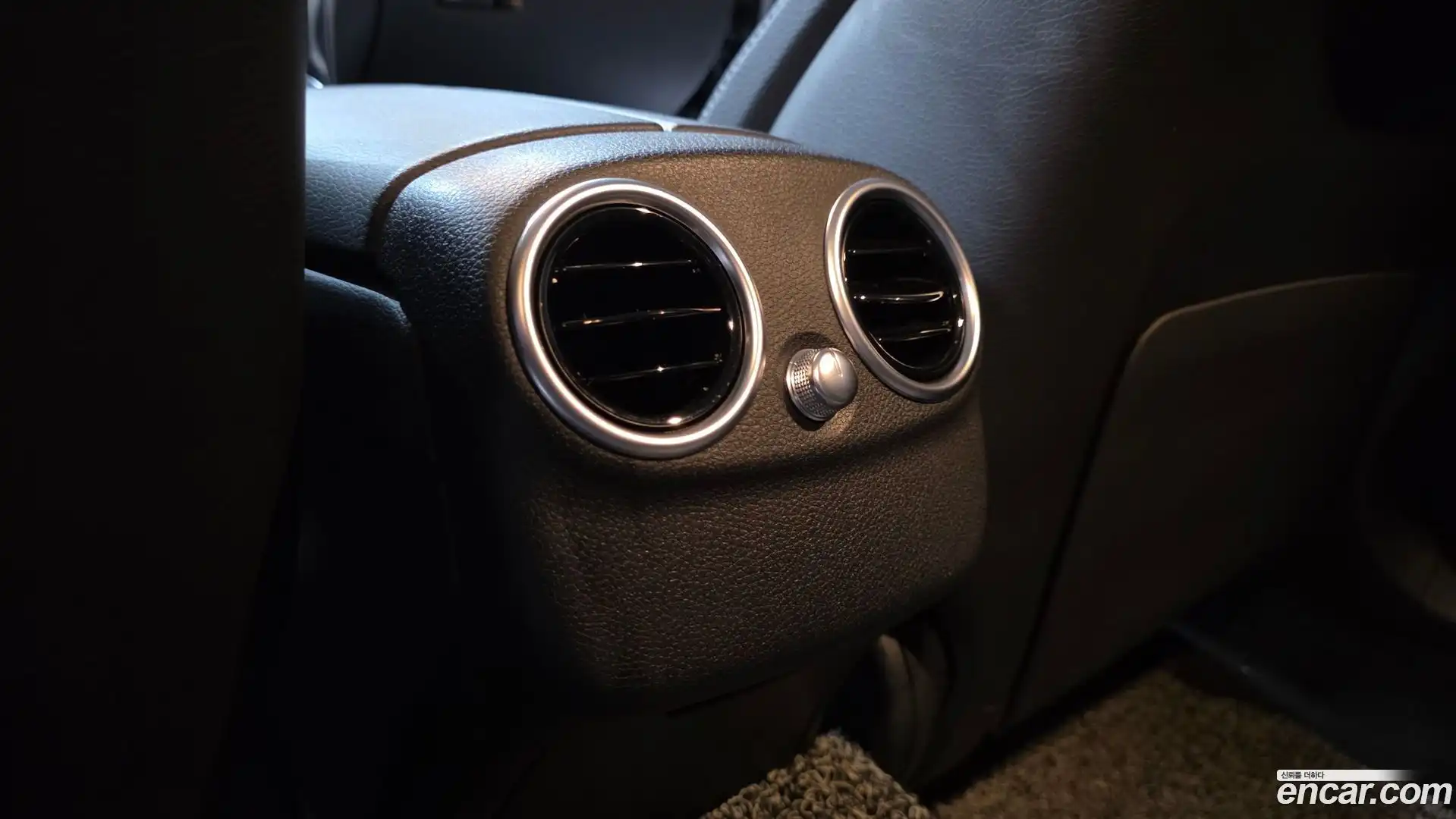 C-Class Mercedes-Benz 2019.11-OPTION-024