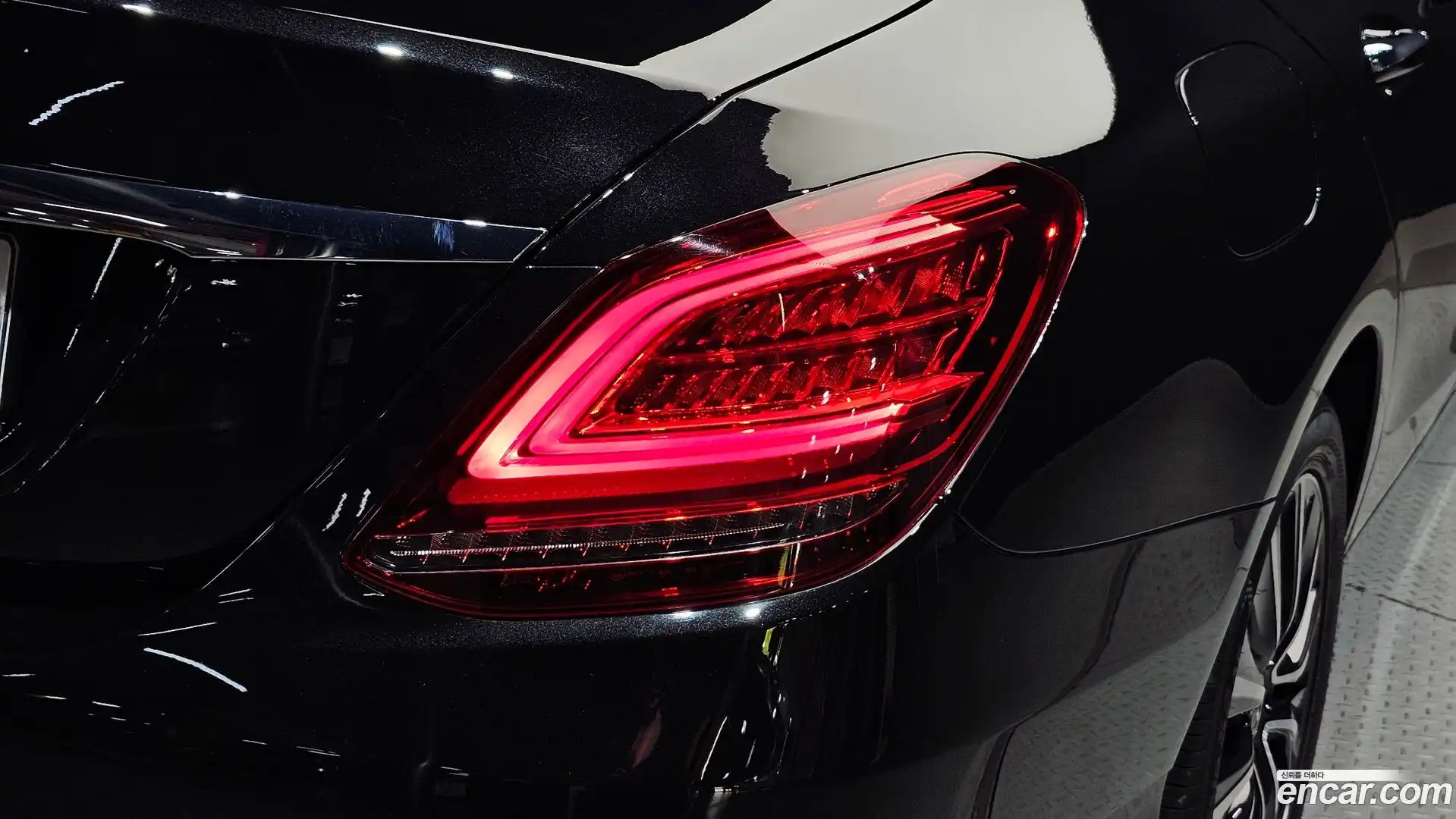 C-Class Mercedes-Benz 2019.11-OUTER-033