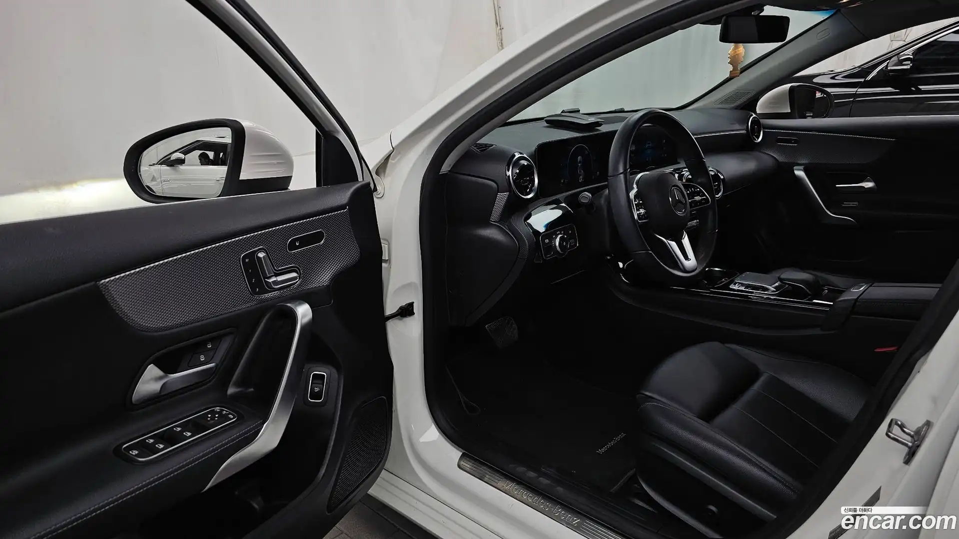 A-Class Mercedes-Benz 2020.4-INNER-010