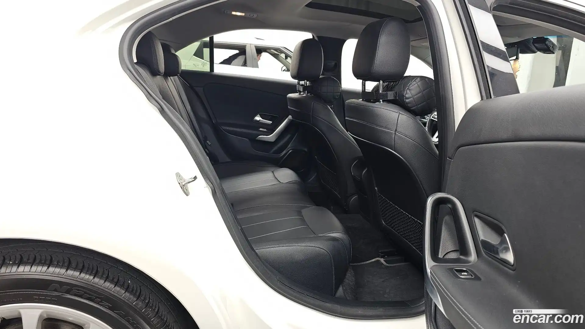 A-Class Mercedes-Benz 2020.4-OPTION-016