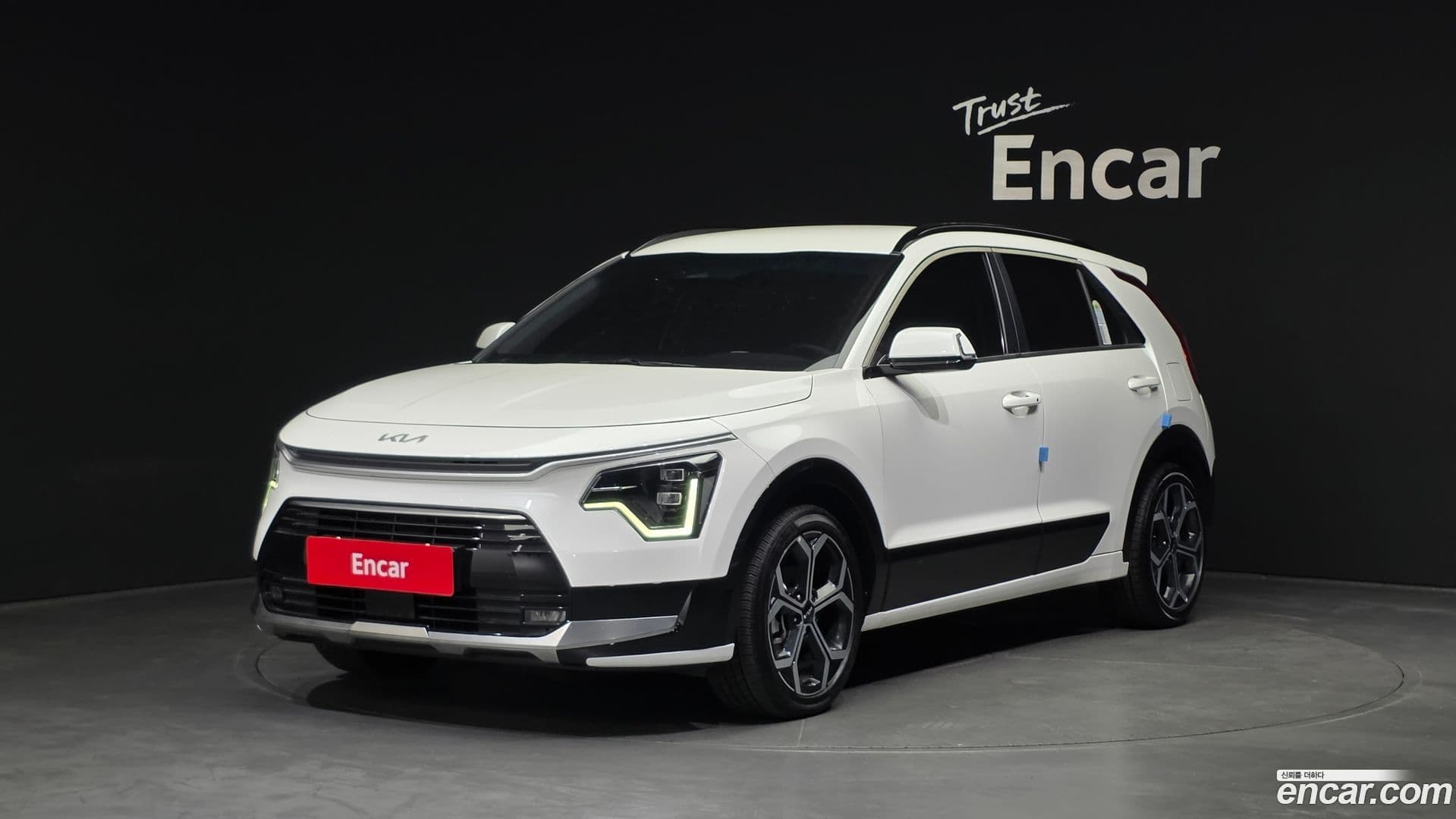 Main__Slider__Photo:Niro Kia 2025.3-0
