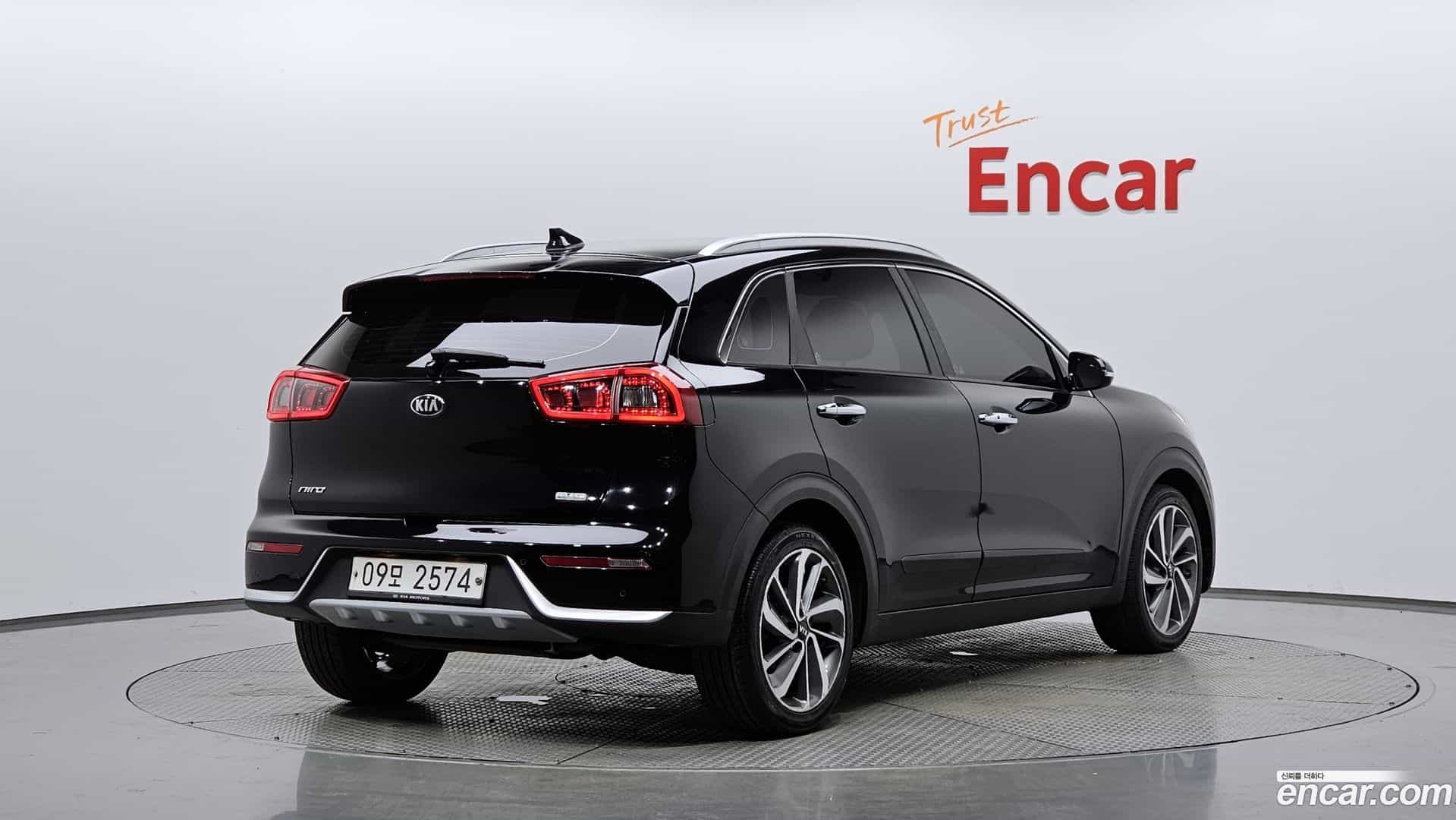 Niro Kia 2017.6-OUTER-002
