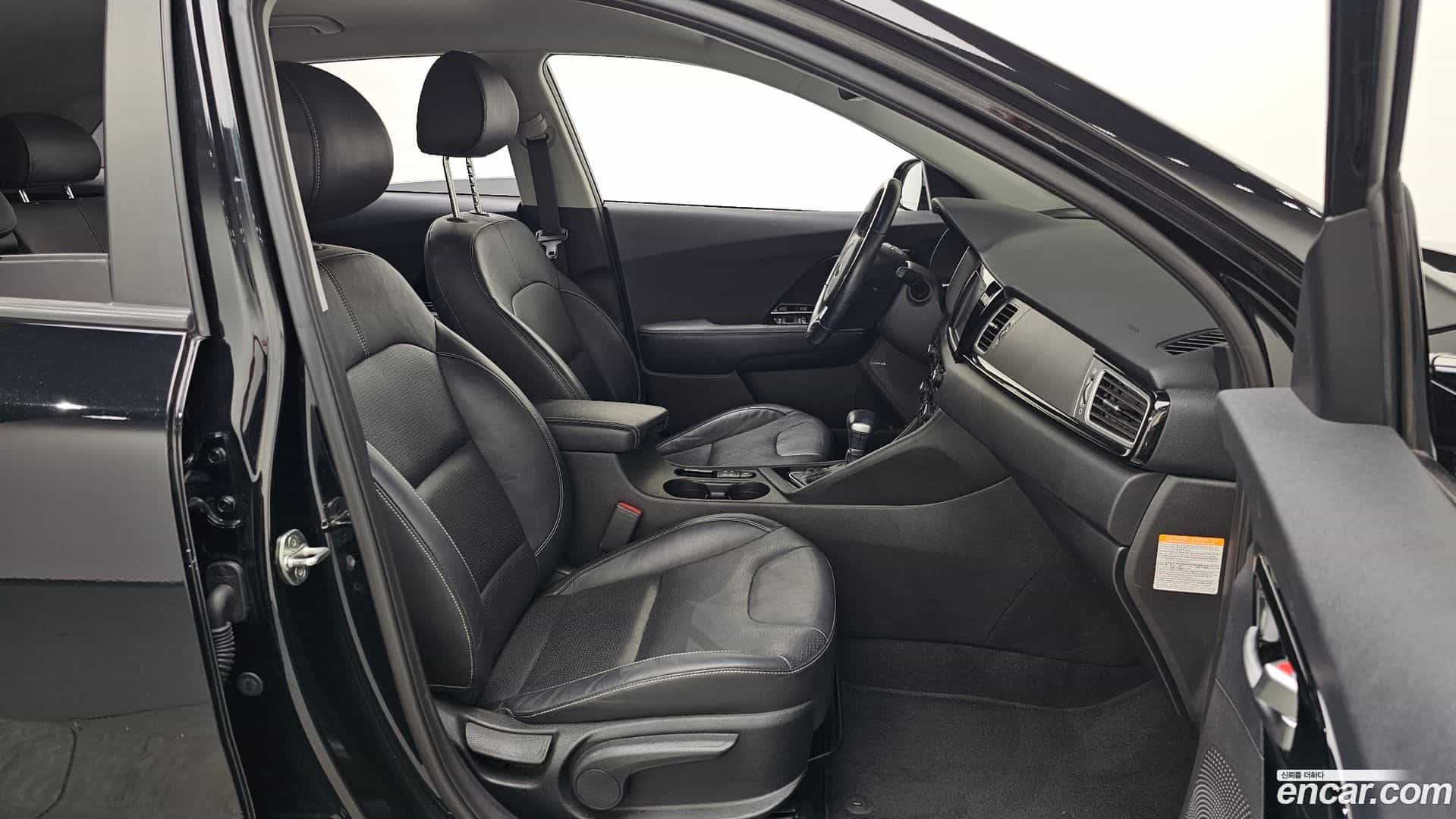 Niro Kia 2017.6-OPTION-015