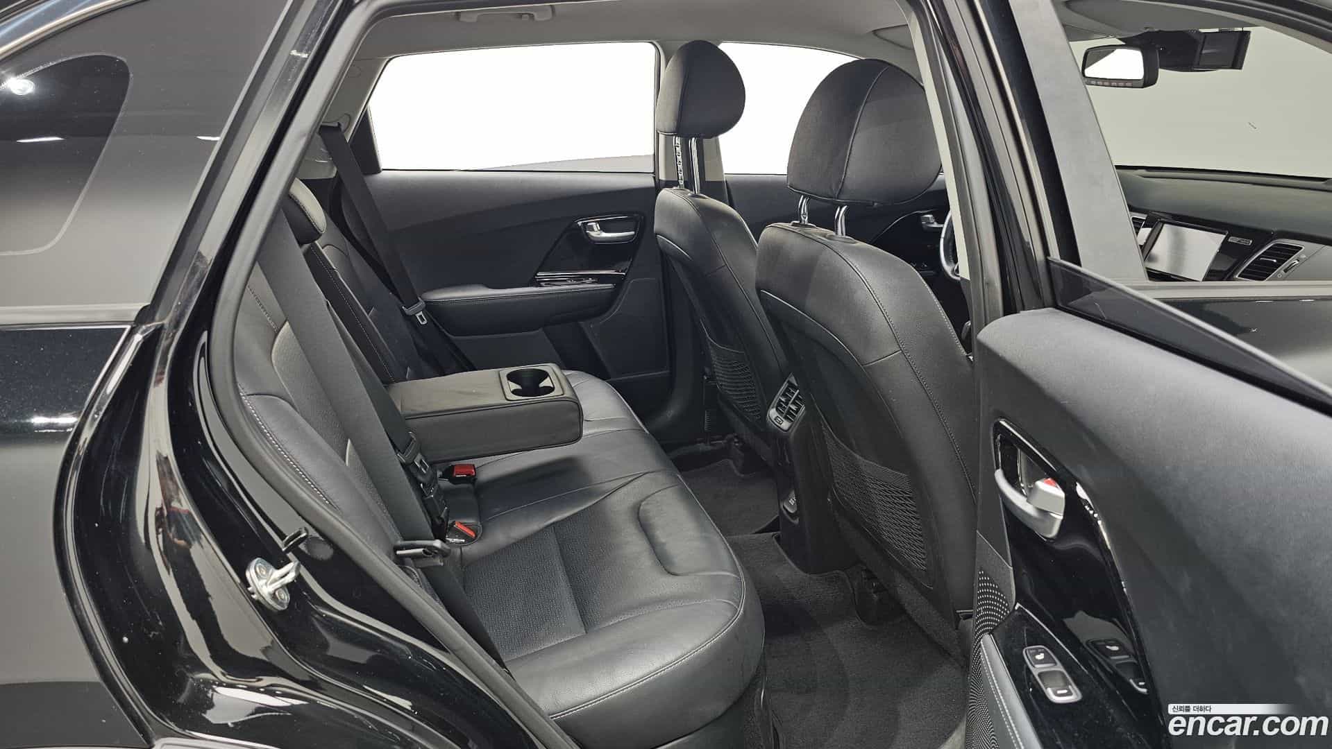 Niro Kia 2017.6-OPTION-016