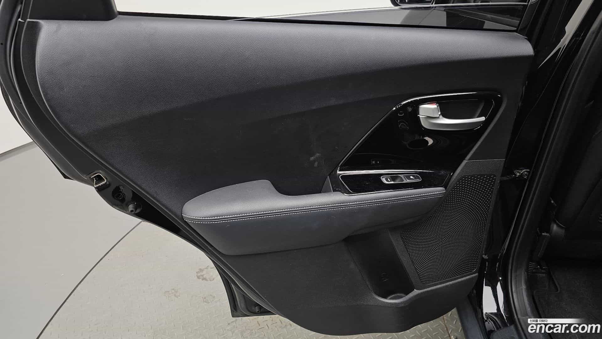 Niro Kia 2017.6-INNER-035