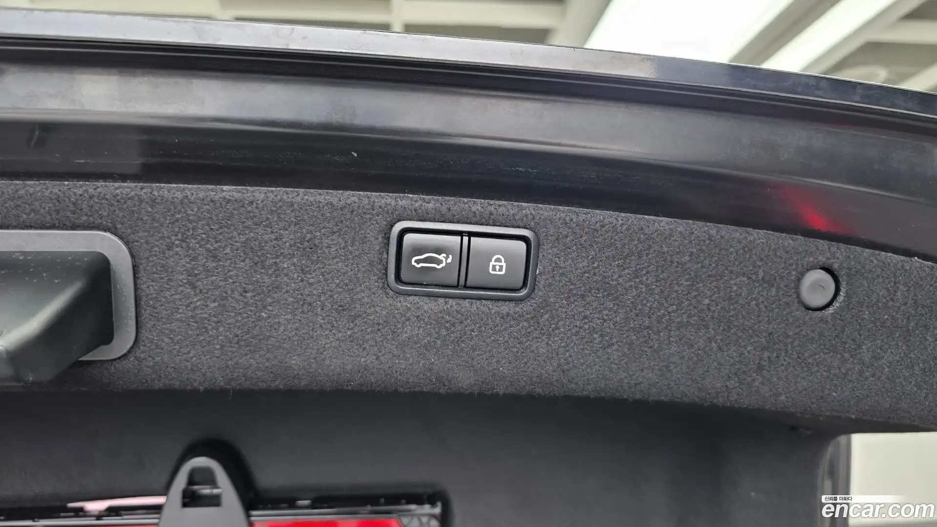 G80 Genesis 2017.1-OPTION-044