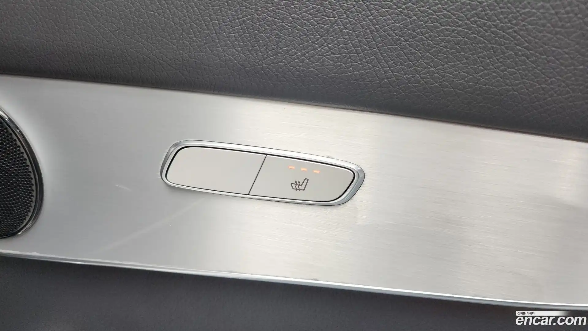 GLC-Class Mercedes-Benz 2018.10-OPTION-044