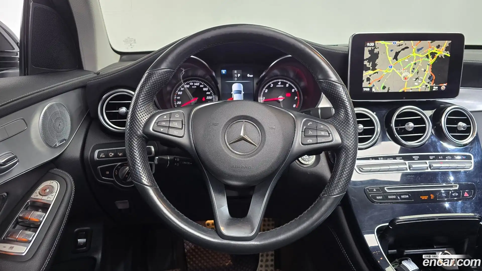 GLC-Class Mercedes-Benz 2019.11-OPTION-017