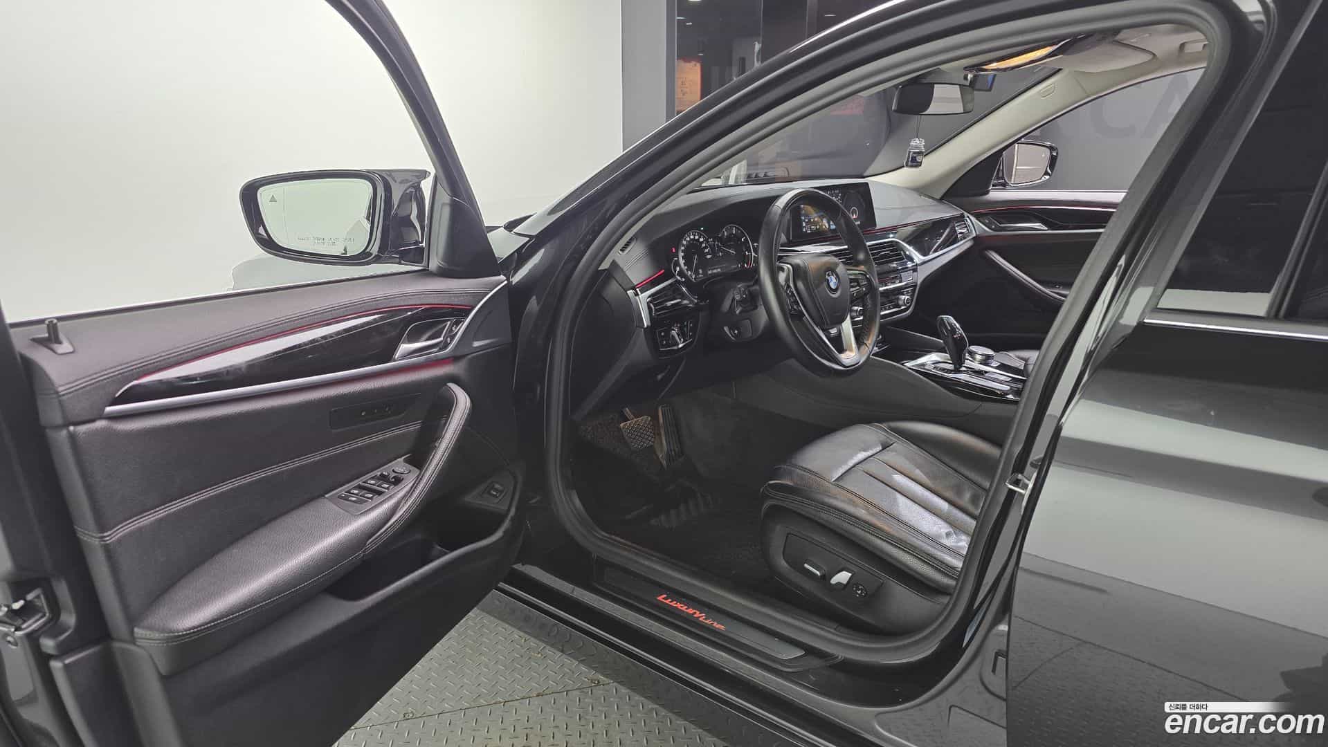 5-Series BMW 2018.1-INNER-010