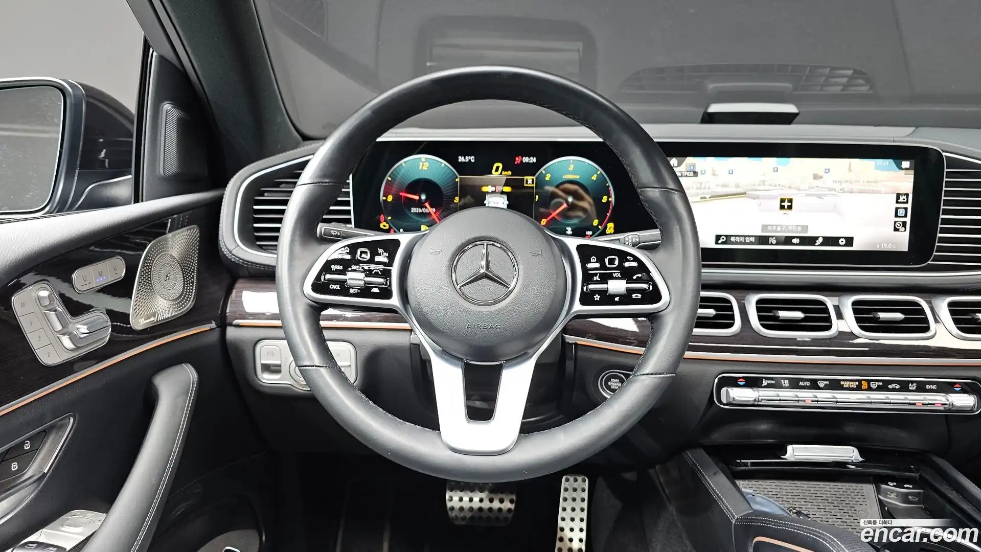 GLE-Class Mercedes-Benz 2023.7-OPTION-016