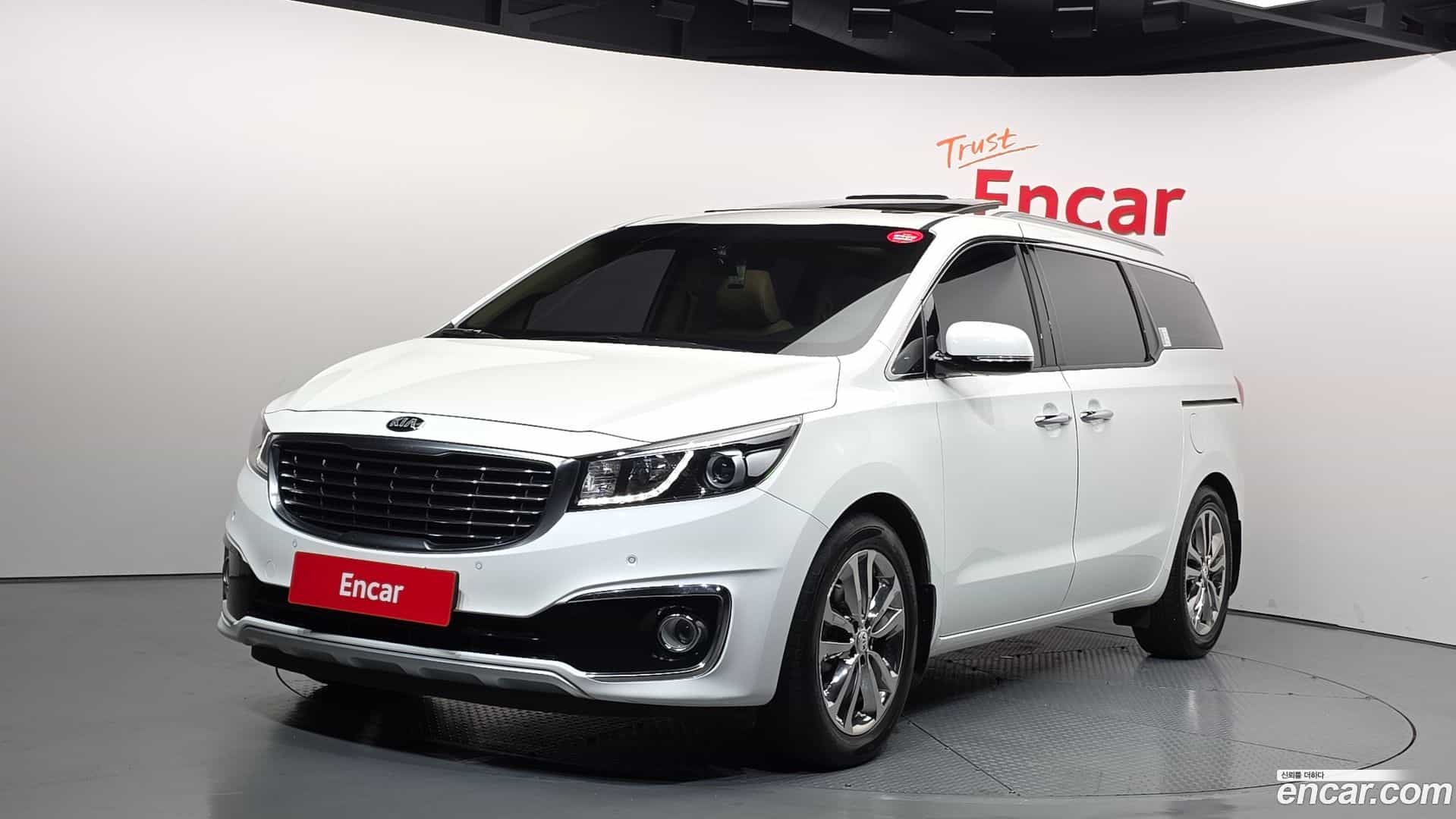 Canival Kia 2015.11-OUTER-001