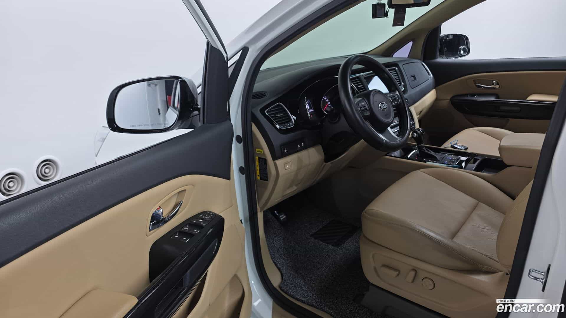 Canival Kia 2015.11-OPTION-016