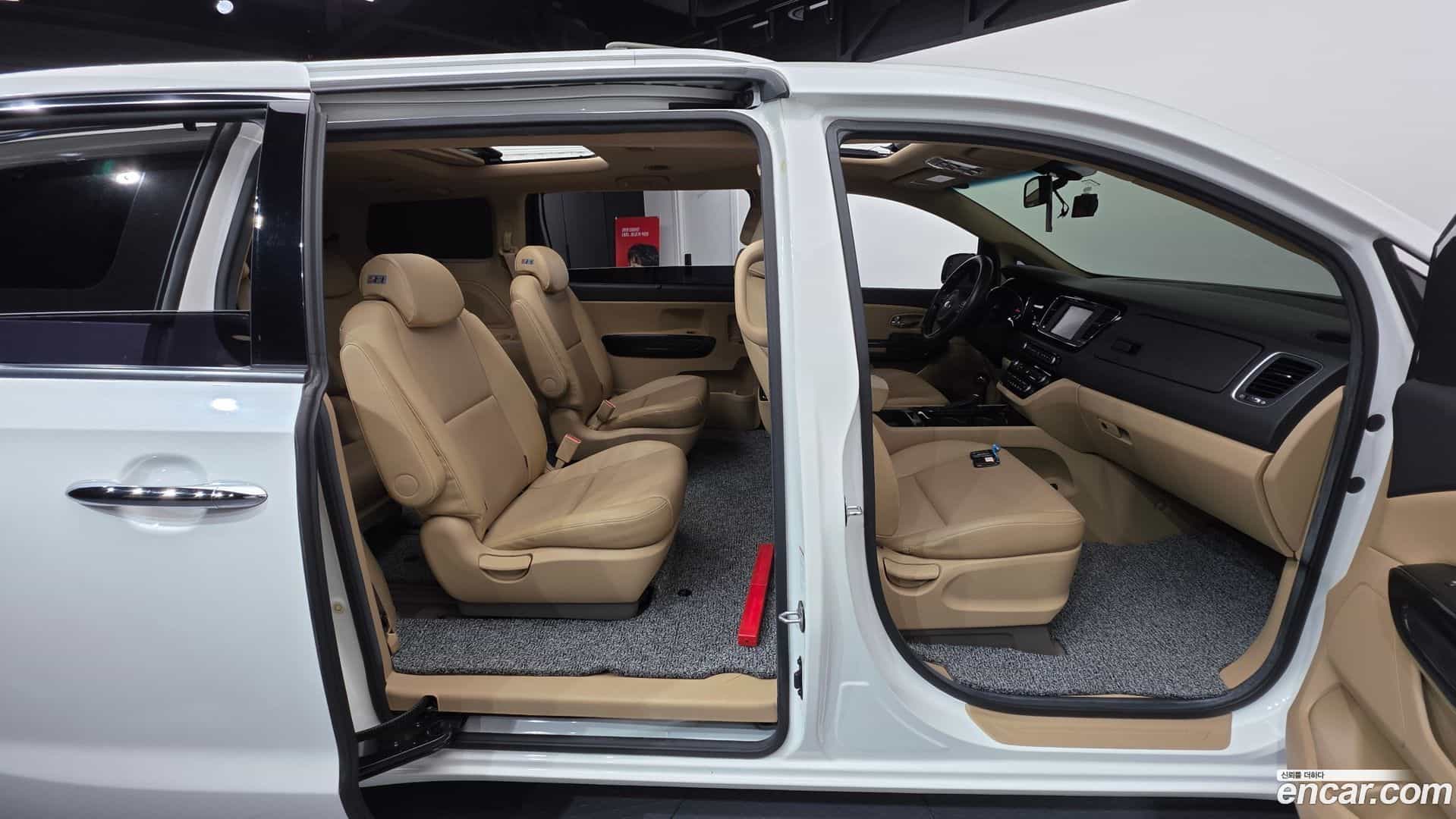 Canival Kia 2015.11-OPTION-023