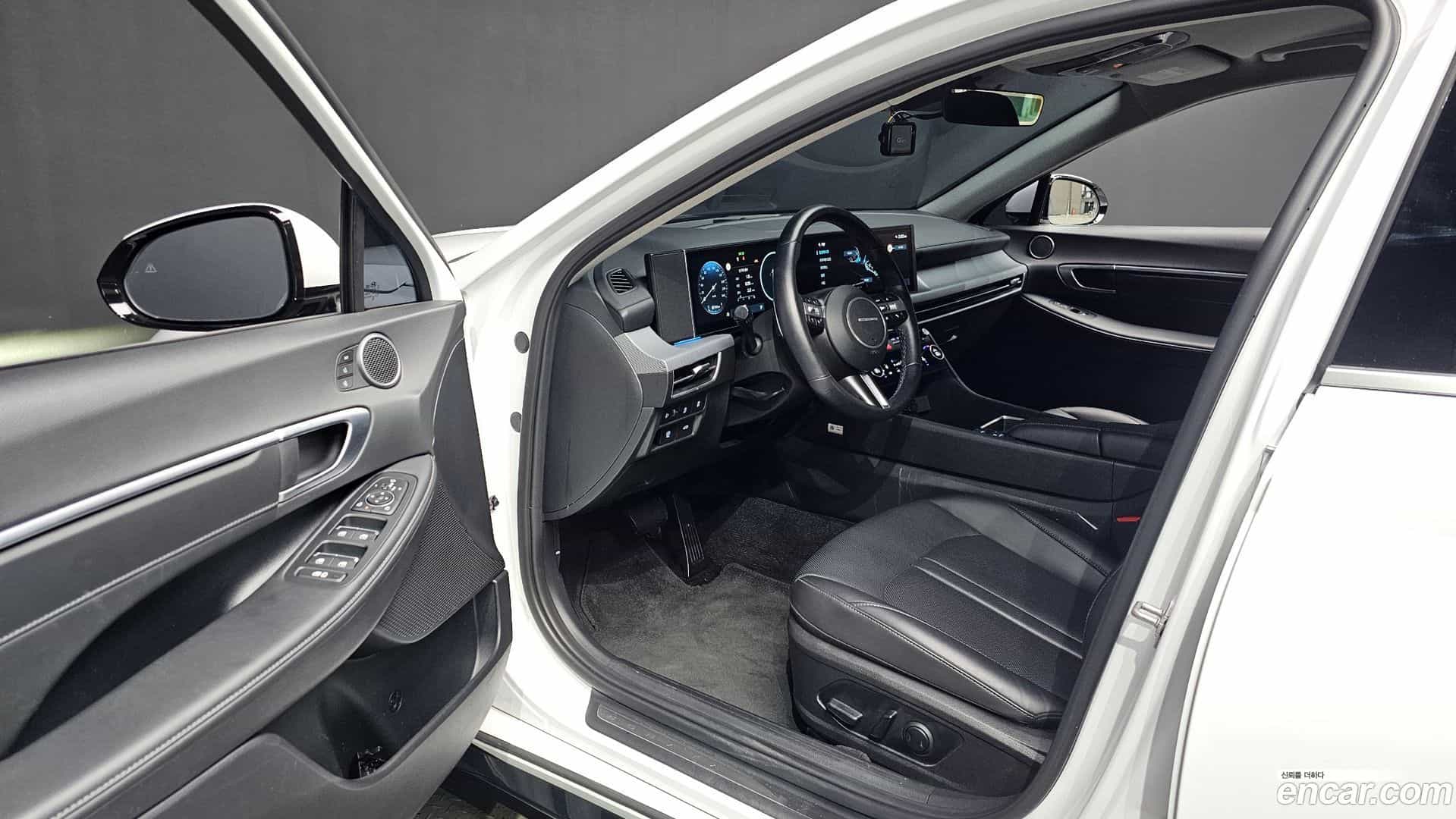 Sonata Hyundai 2023.8-INNER-010
