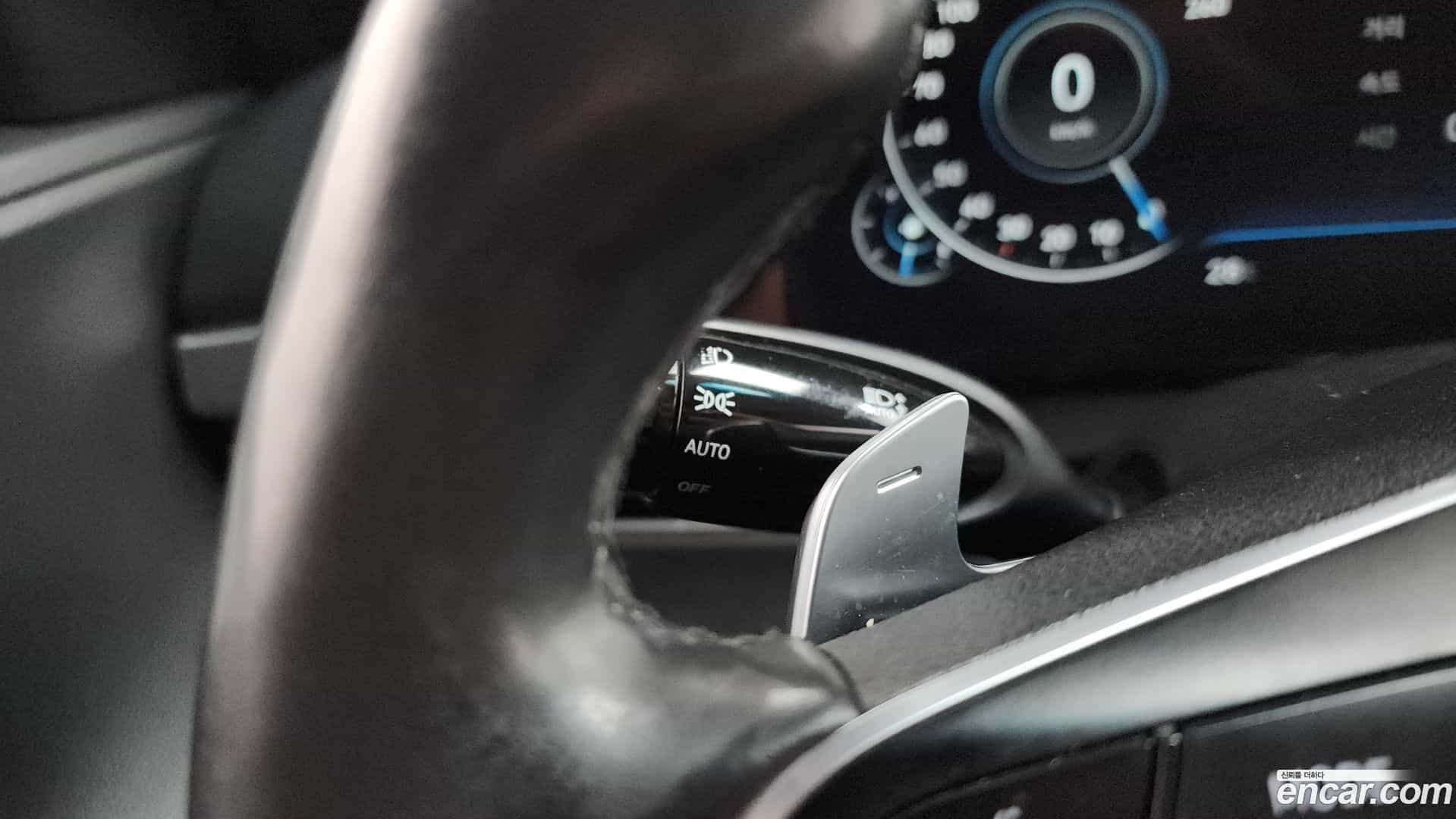 Grandeur Hyundai 2022.9-OPTION-016