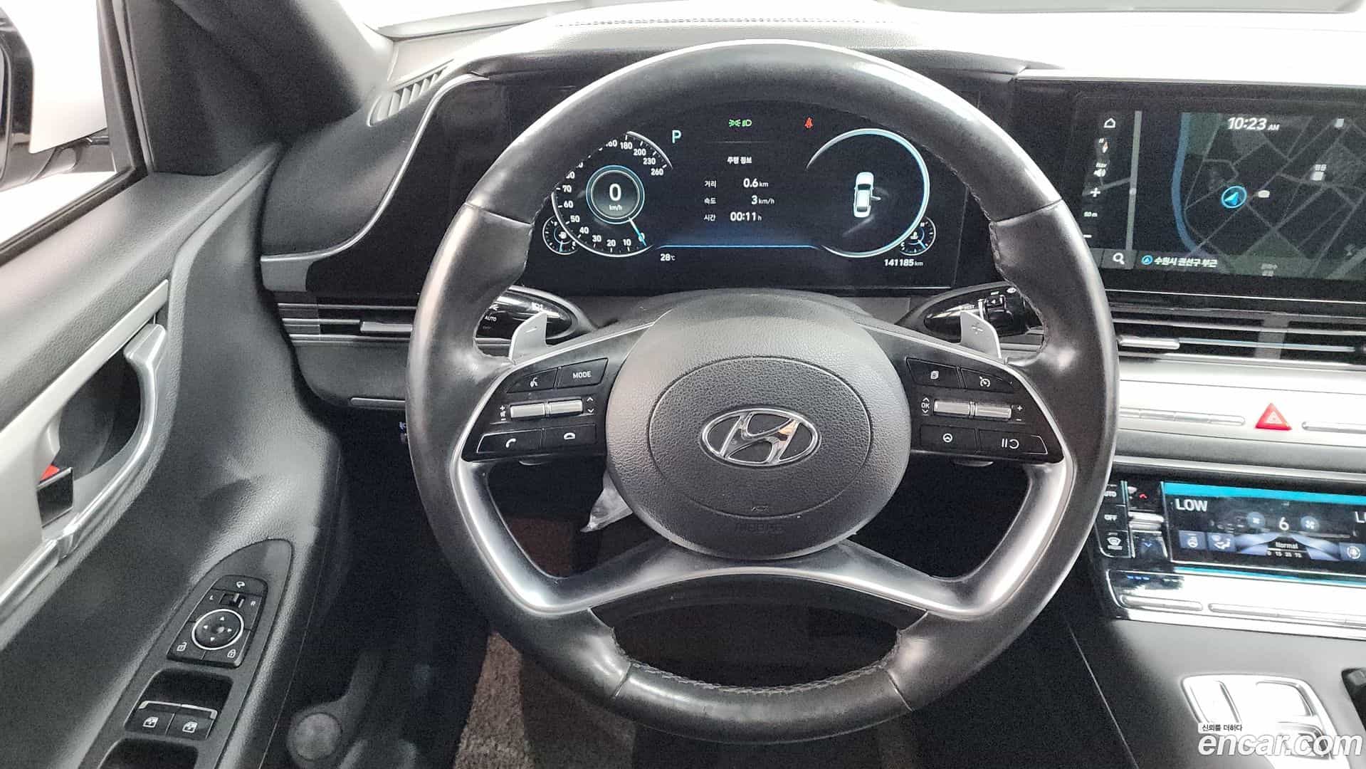Grandeur Hyundai 2022.9-OPTION-018
