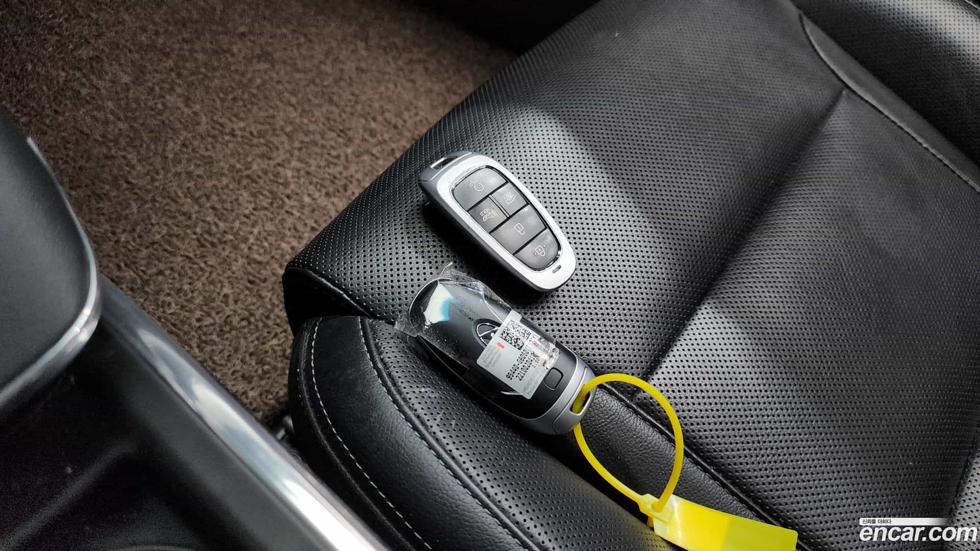 Grandeur Hyundai 2022.9-OPTION-020