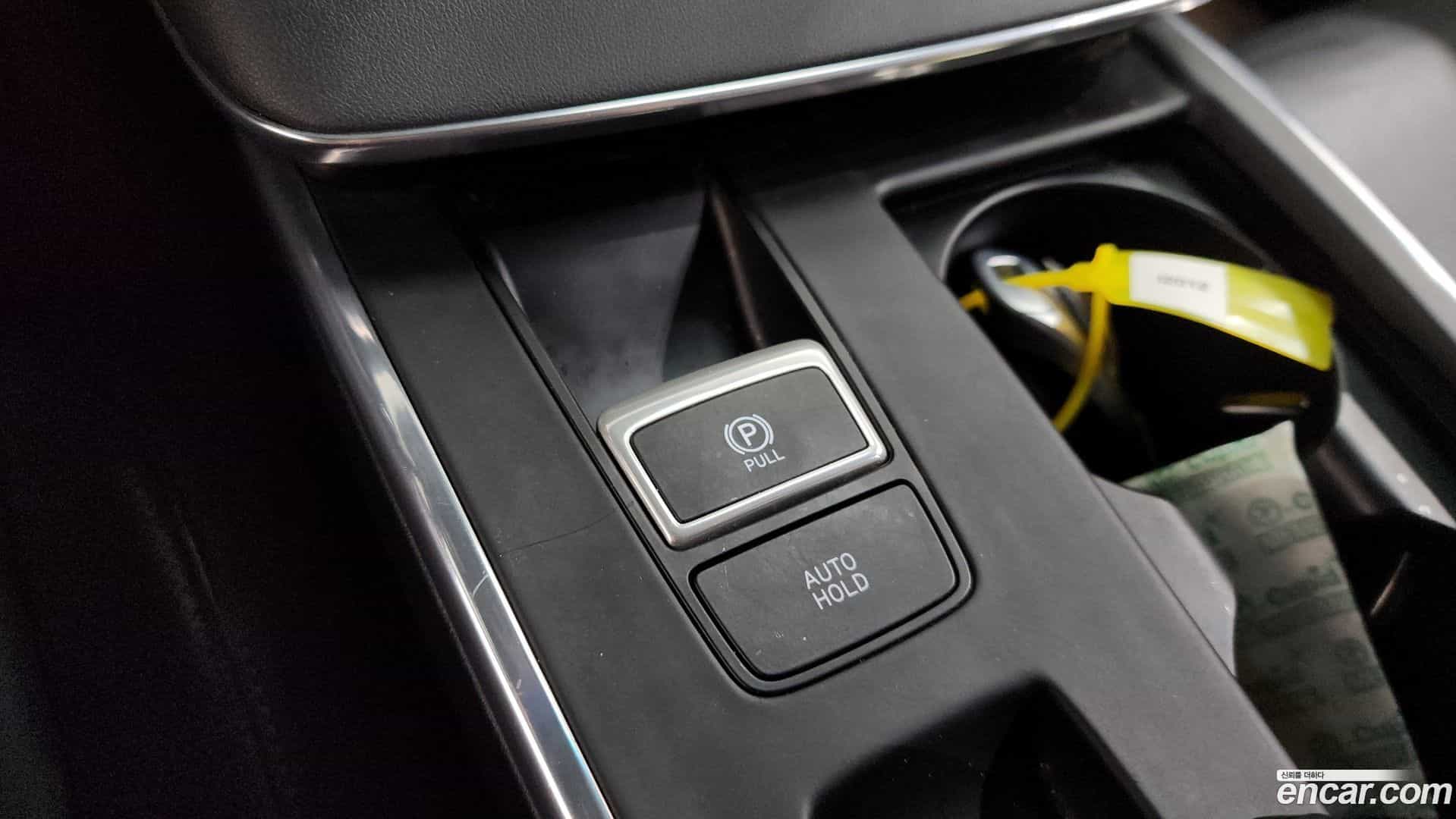 Grandeur Hyundai 2022.9-OPTION-042