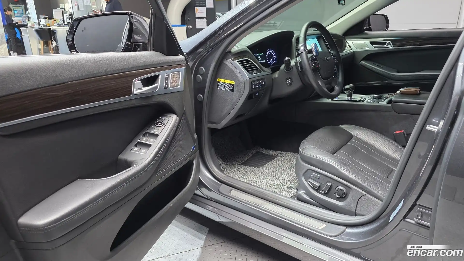 G80 Genesis 2016.8-INNER-010